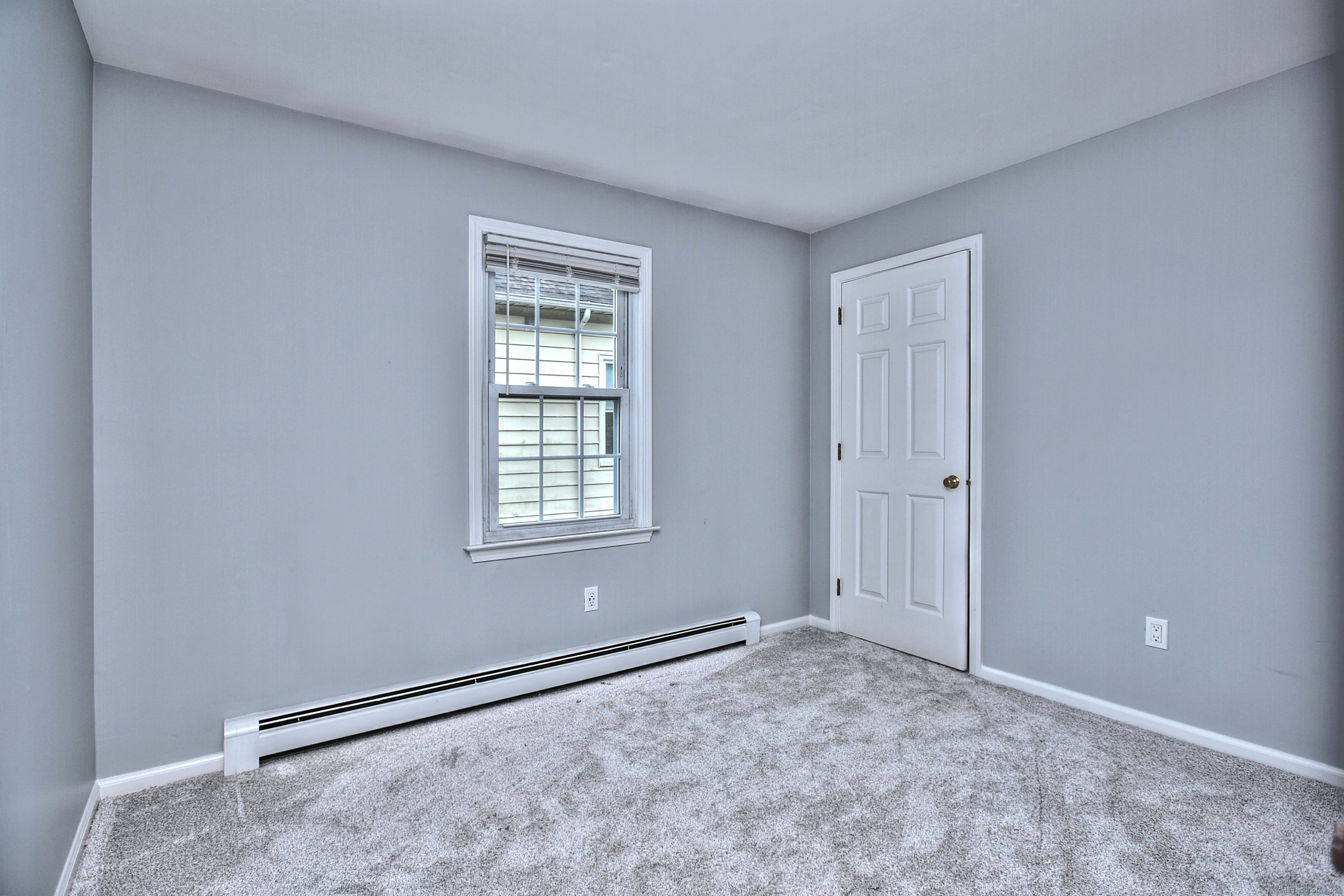 400 Grovers Avenue