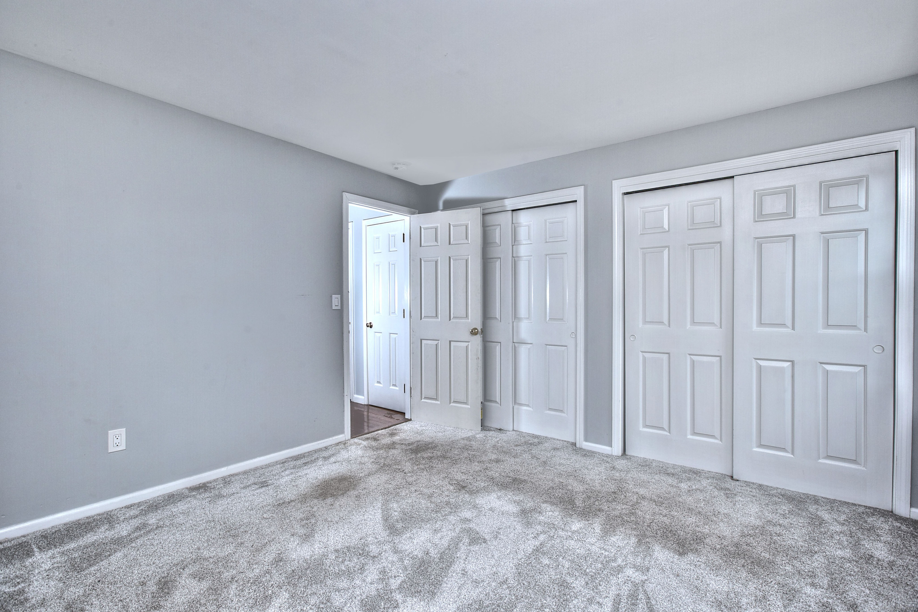 400 Grovers Avenue