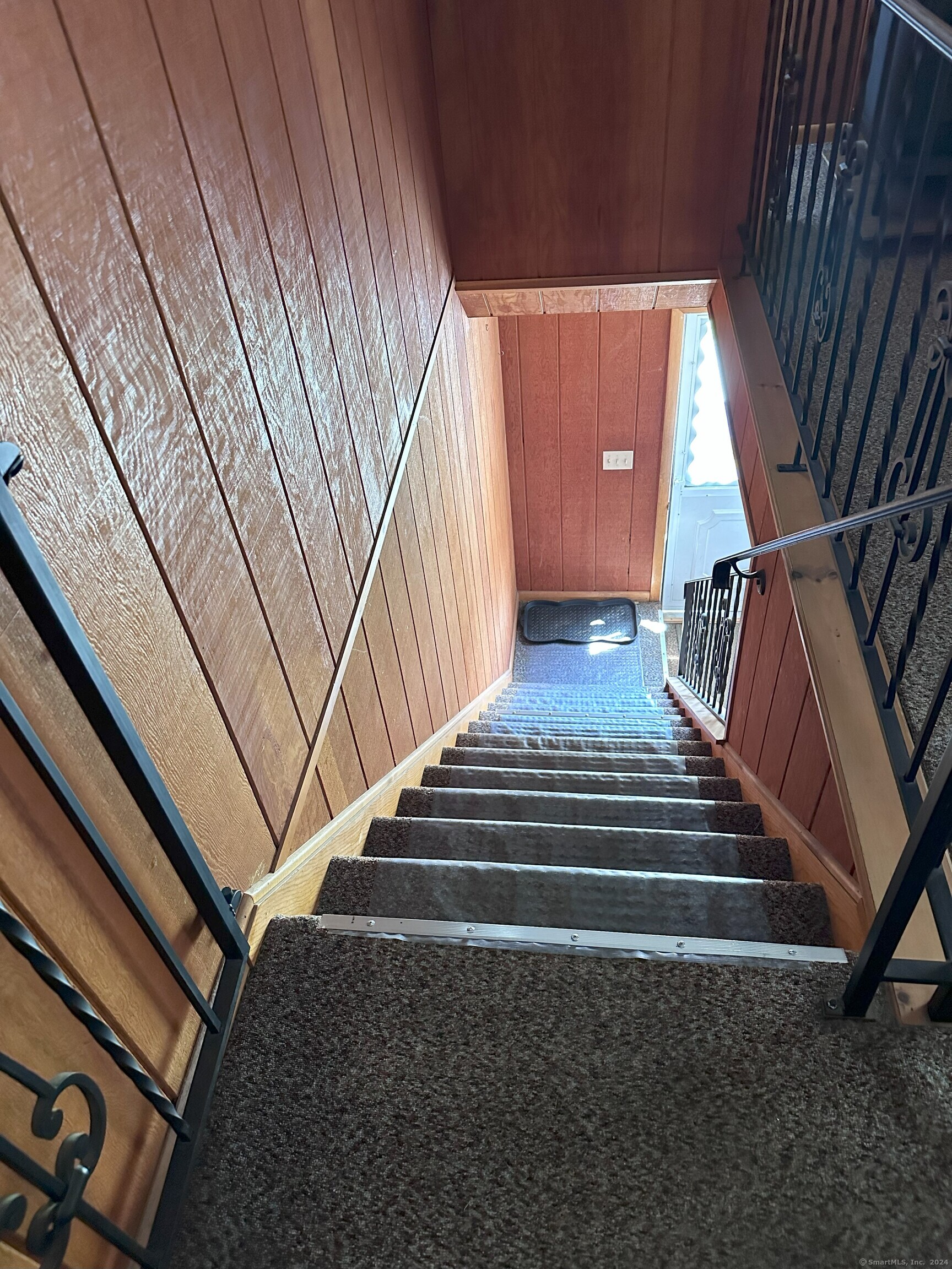 181 Seymour Avenue Unit 2