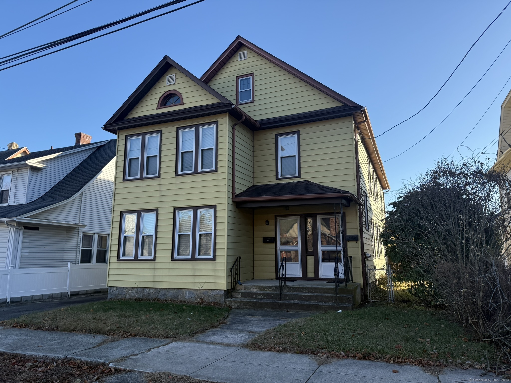 30-32 Beardsley Park Terrace