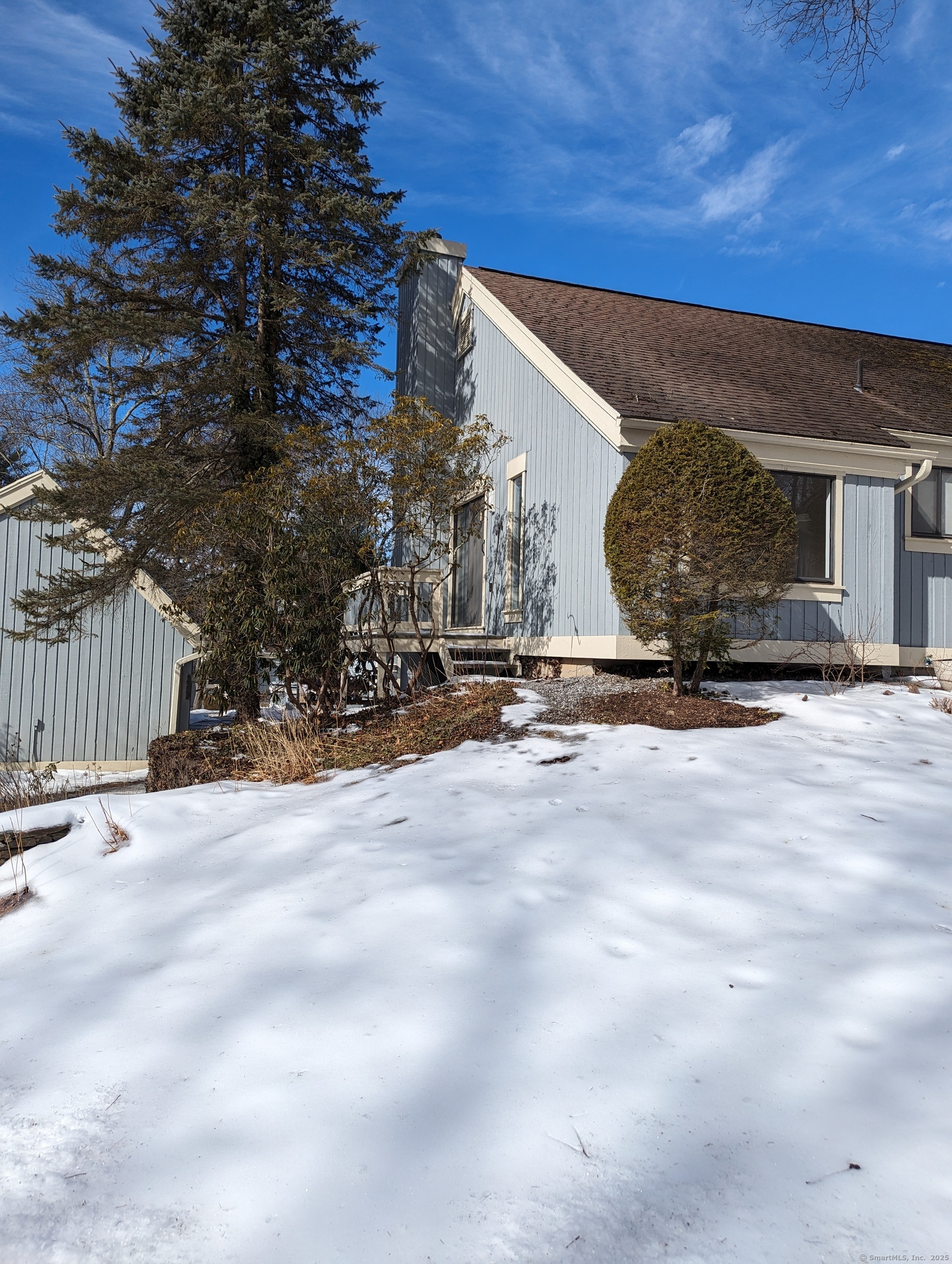 953 Heritage Village A