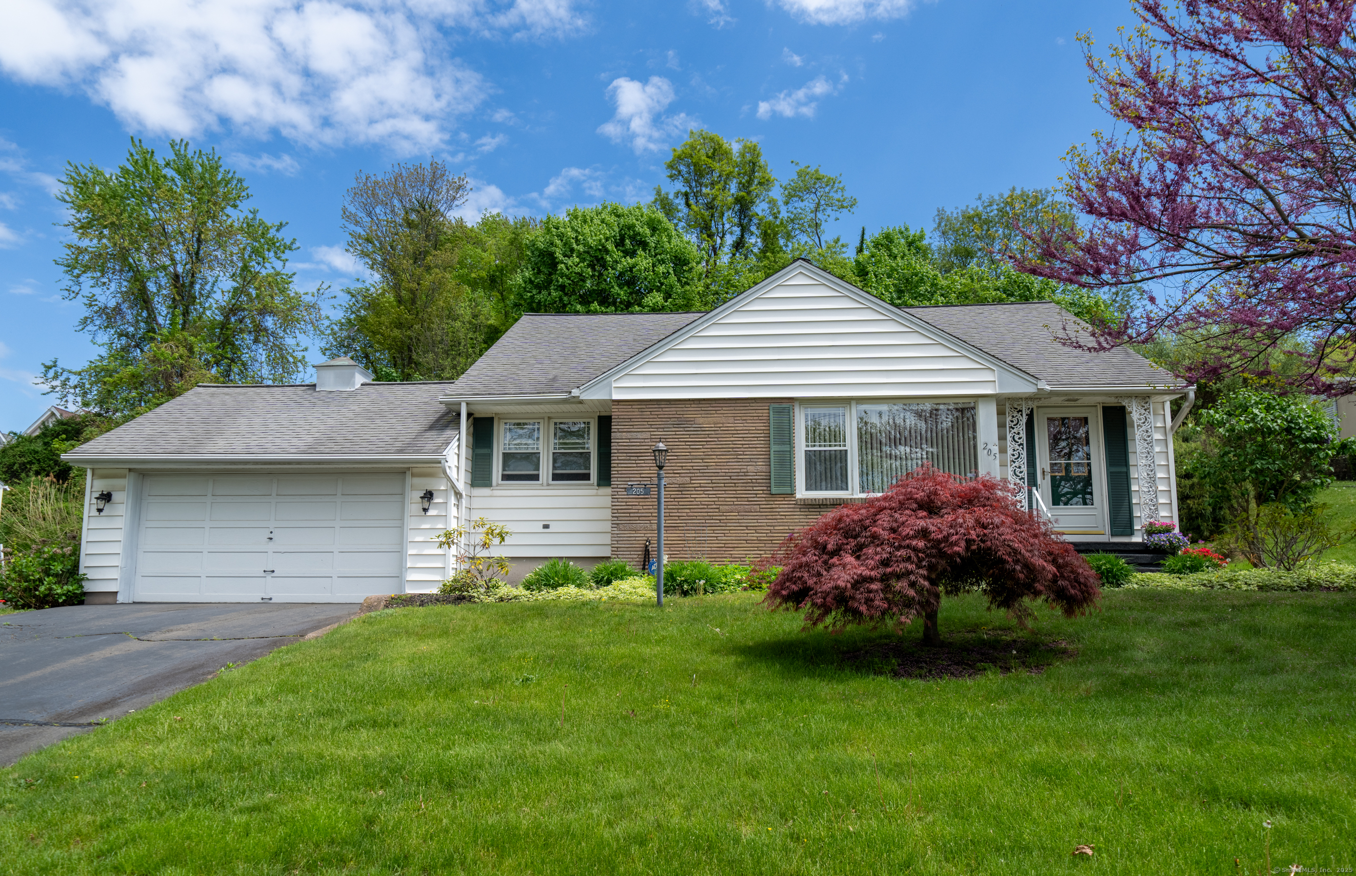 205 Elaine Terrace