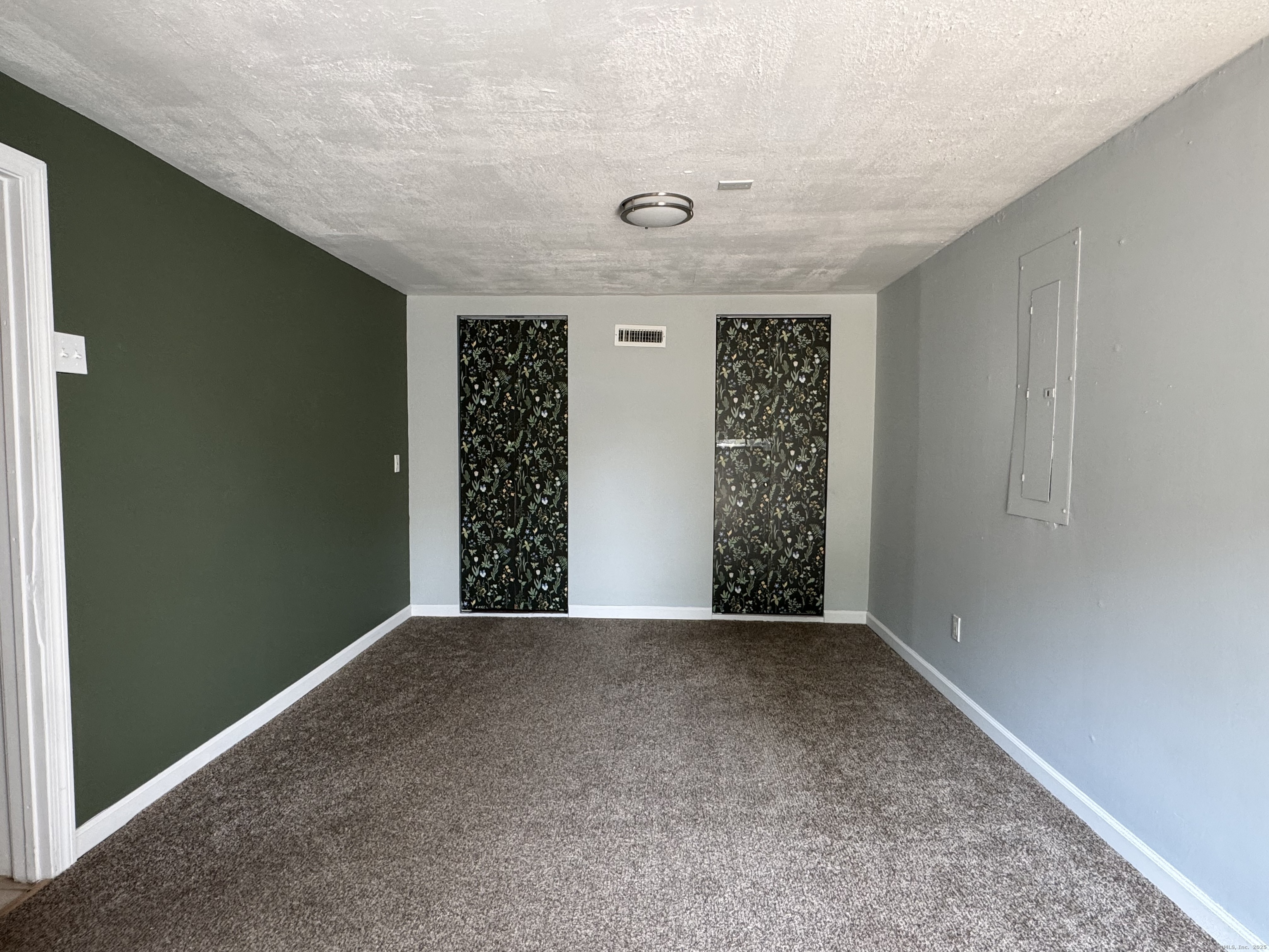 118 Pullen Avenue