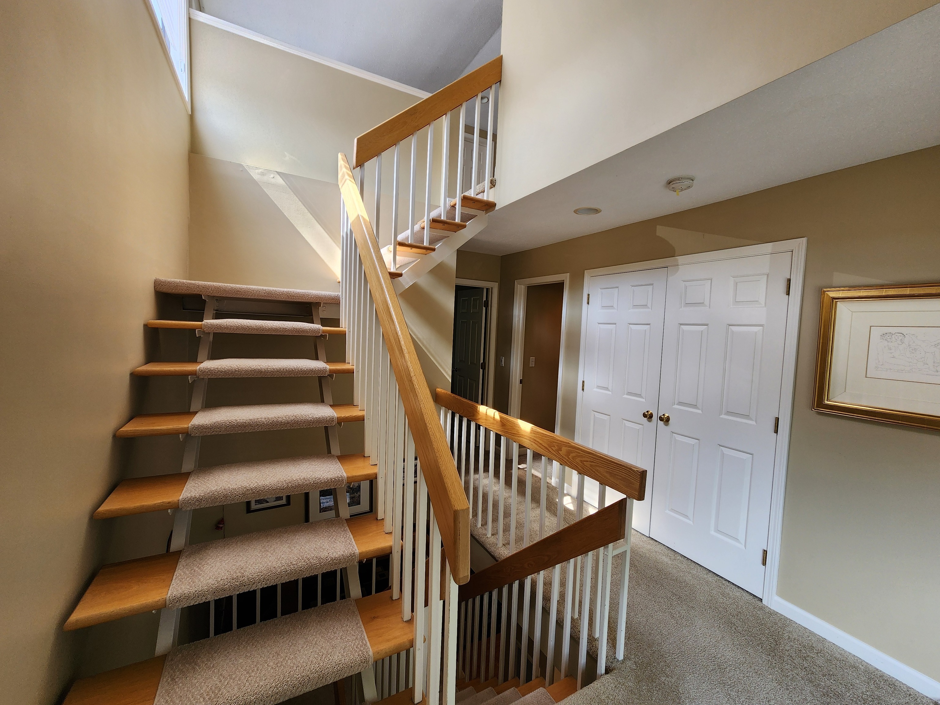 320 Strawberry Hill Avenue APT 15