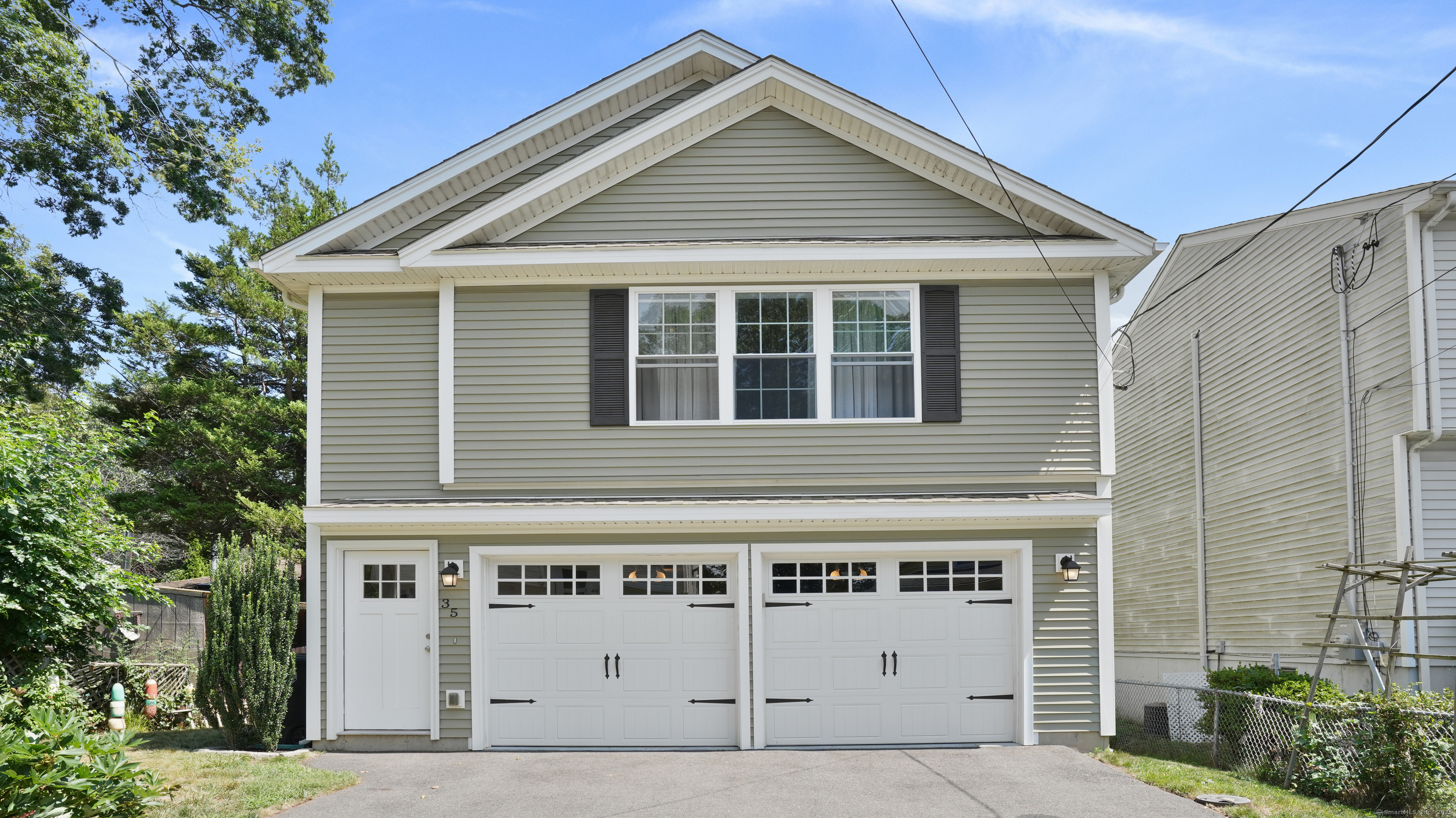 35 Beechwood Avenue