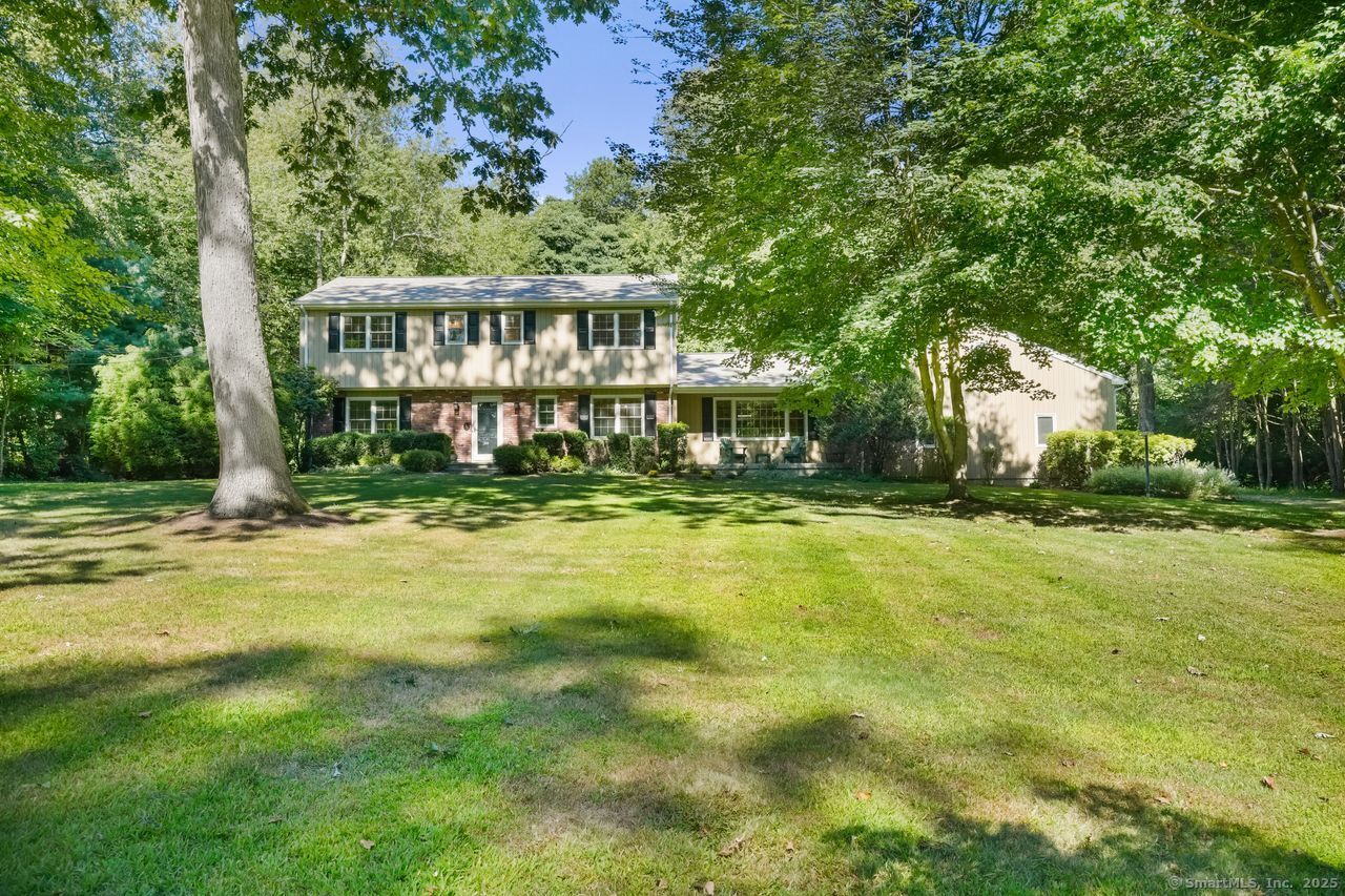 545 Surrey Lane