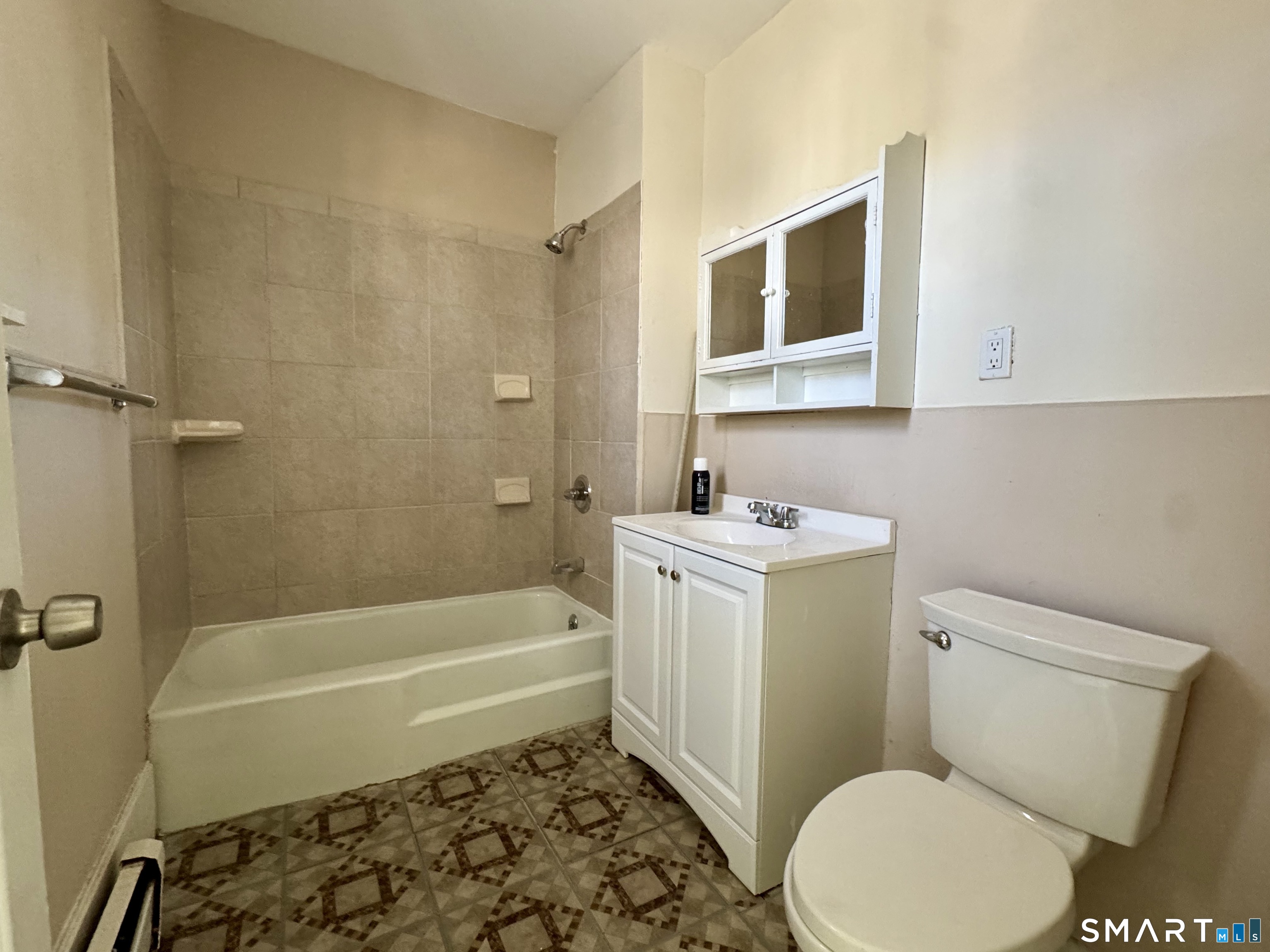 182 Sheridan Street 2