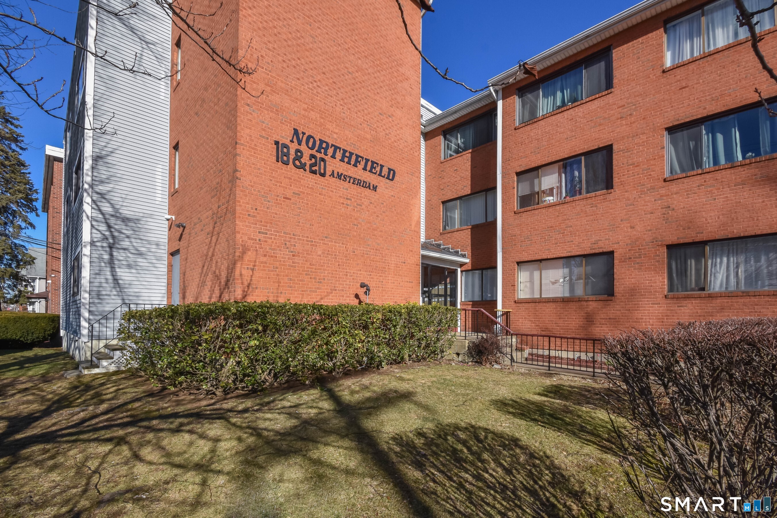 20 Amsterdam Avenue Unit: 2E