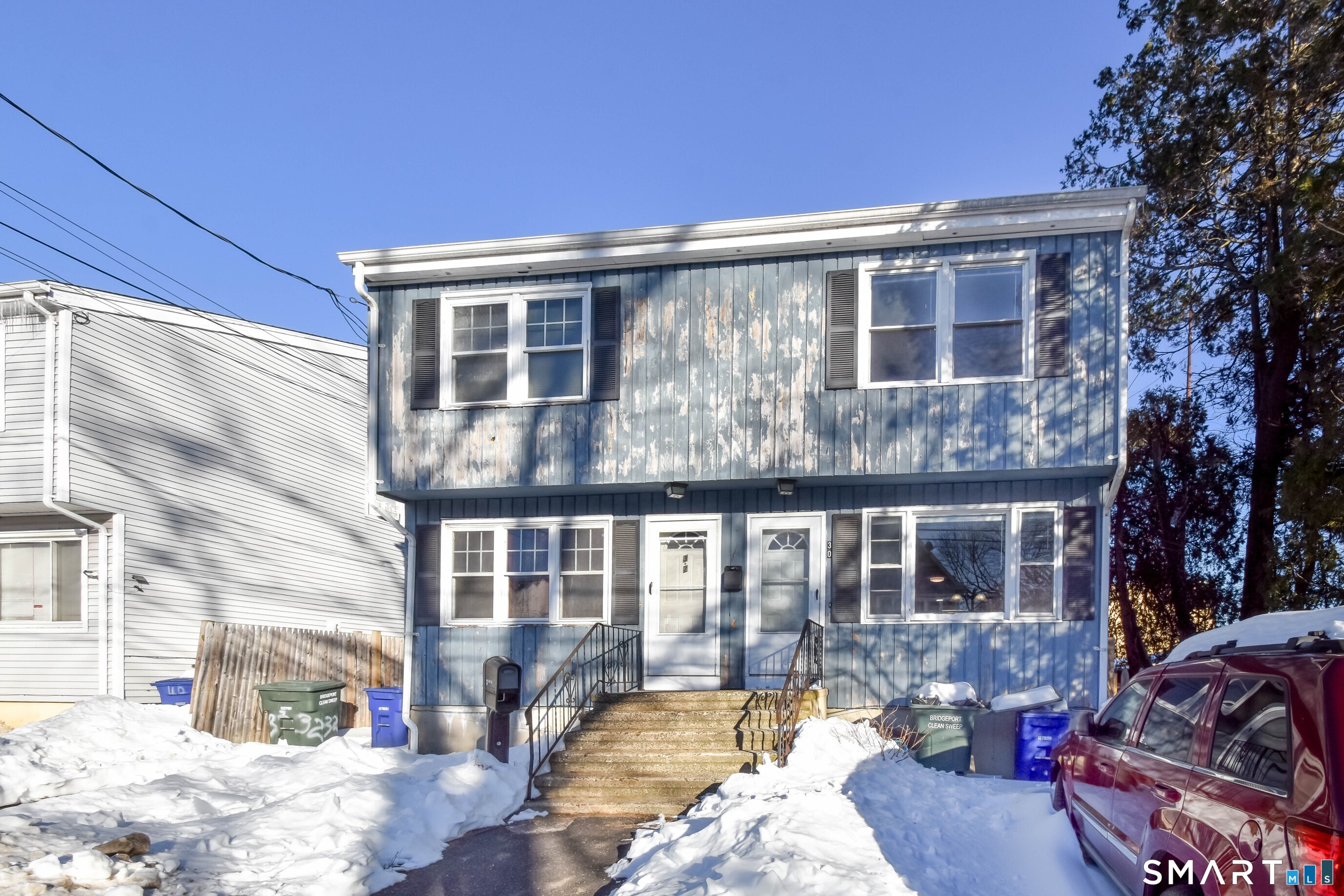 30 Kent Avenue