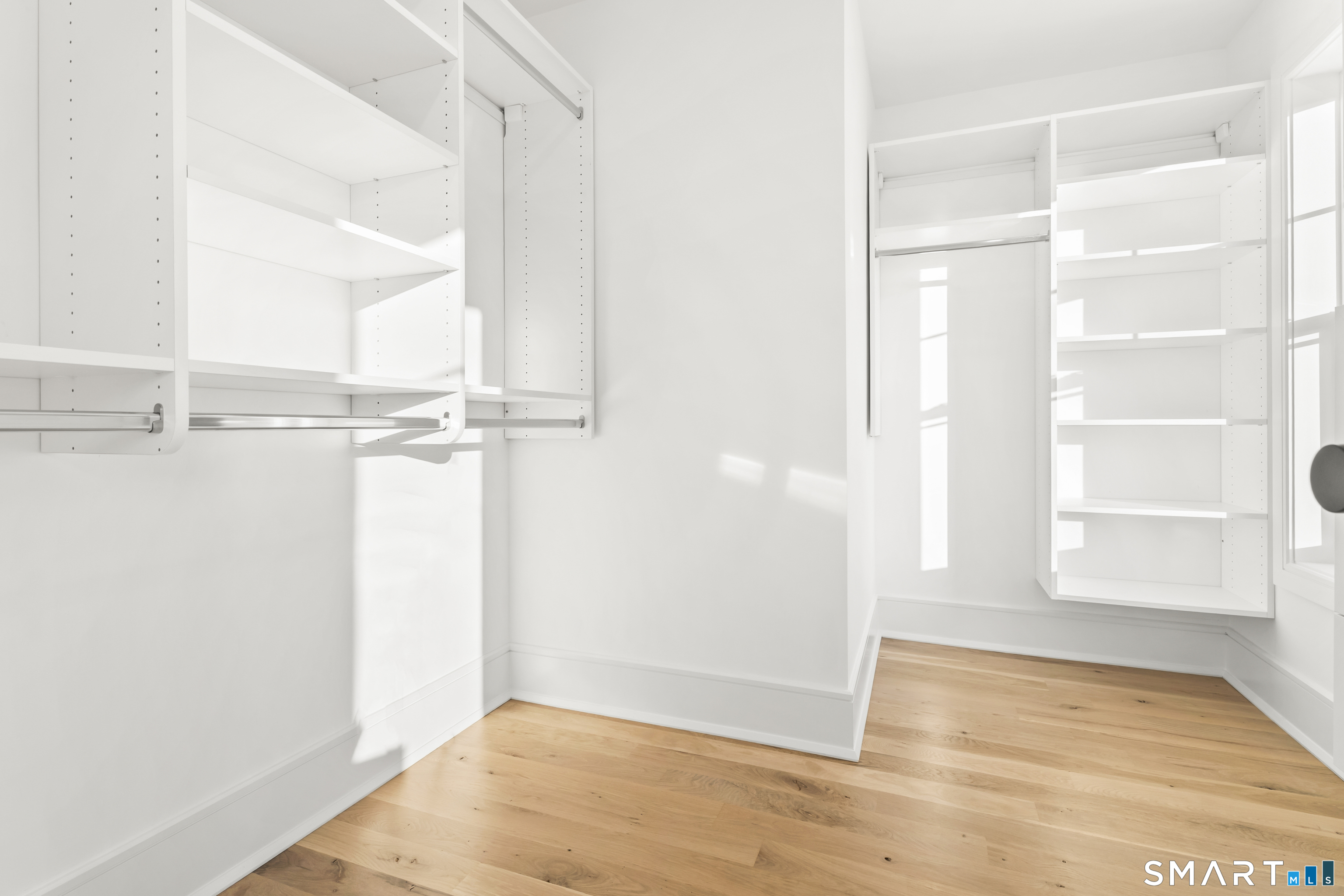 28 country Road Unit: 28 A
