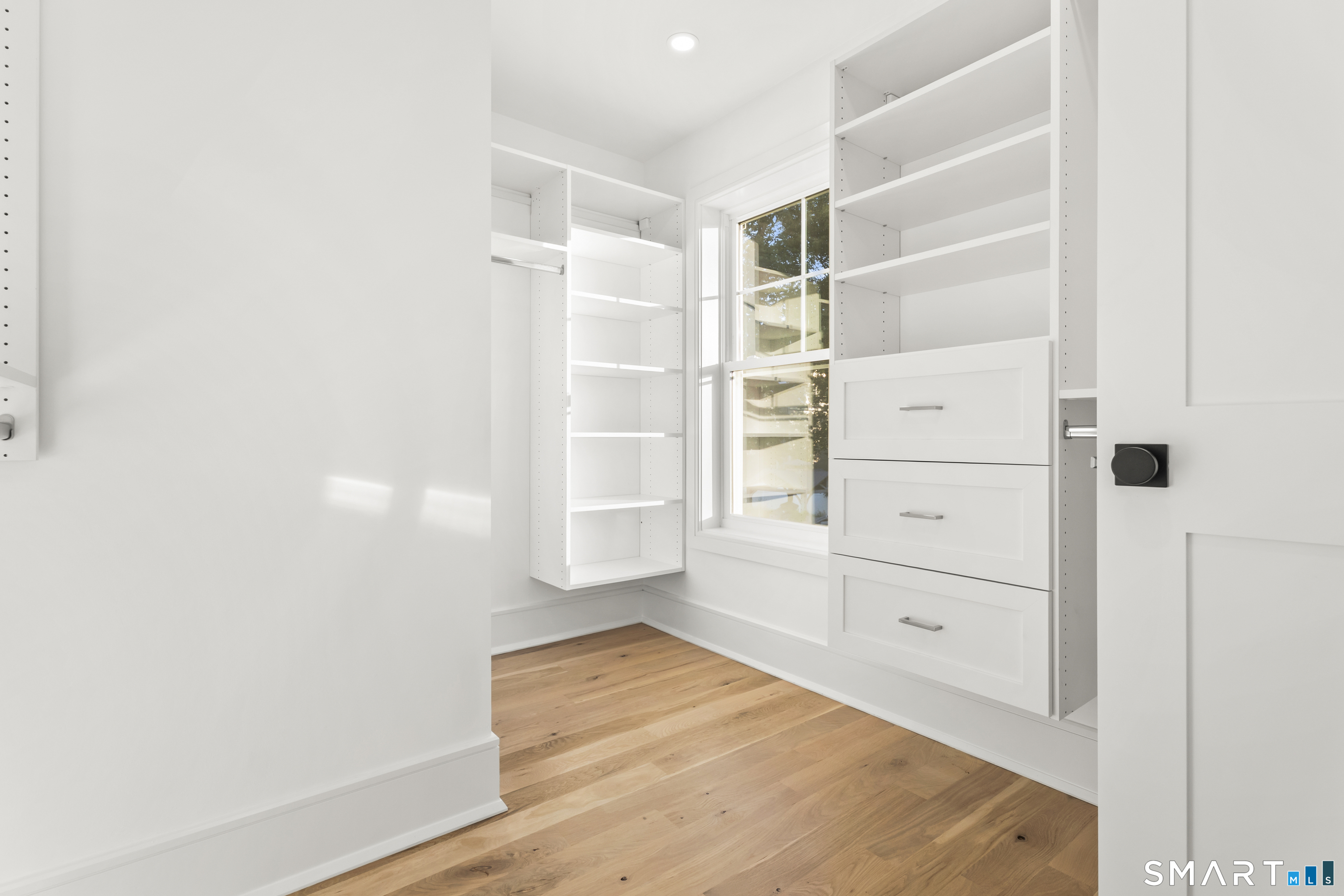 28 country Road Unit: 28 A