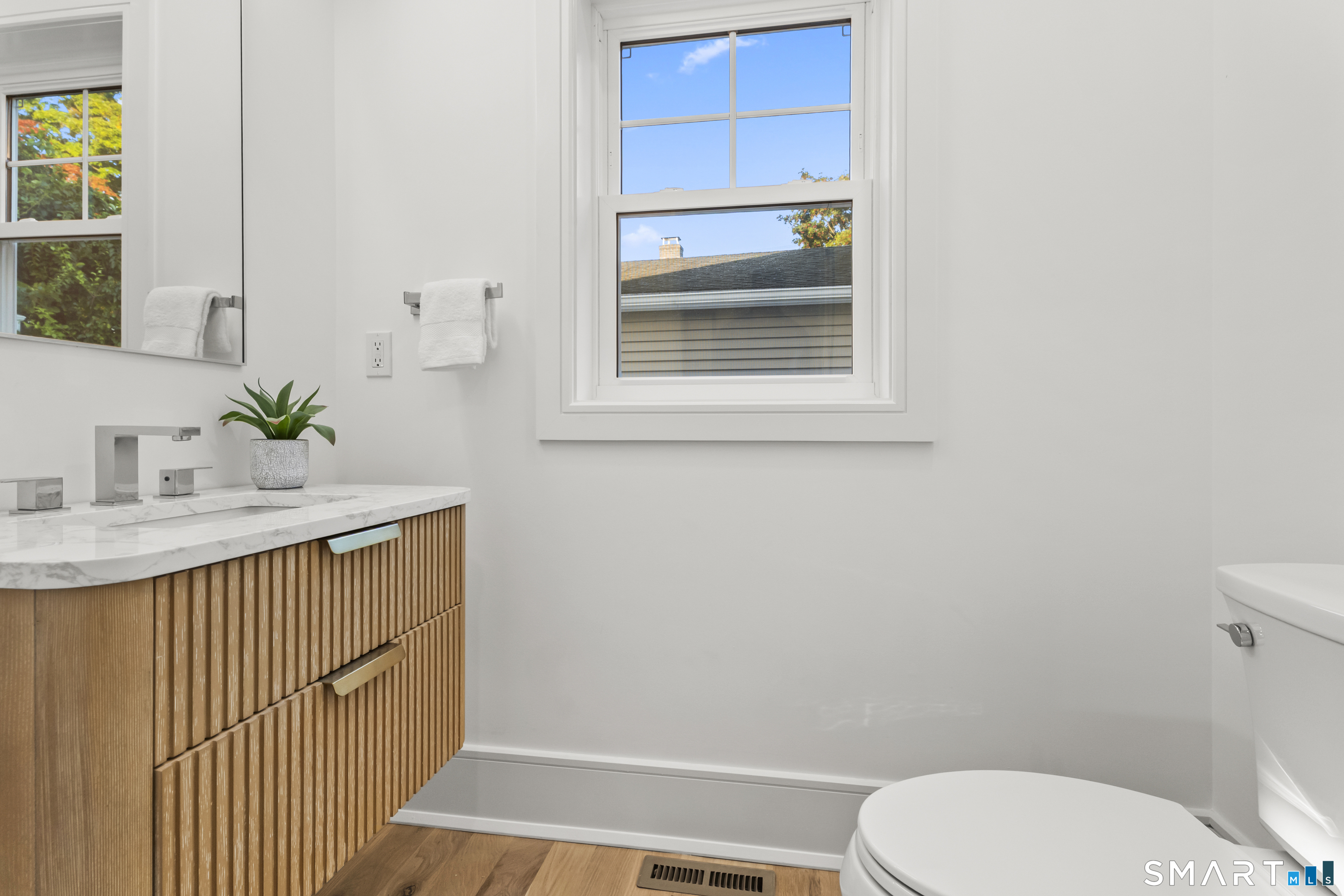 28 country Road Unit: 28 A