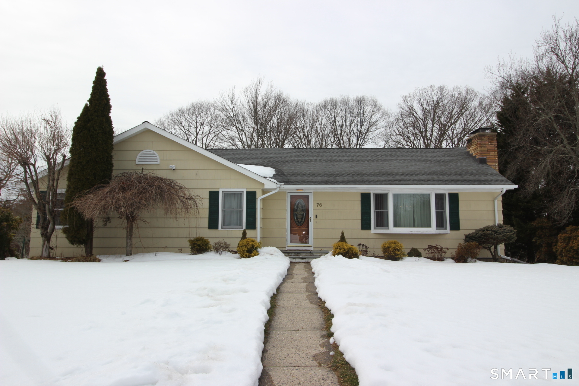 76 Elliott Road