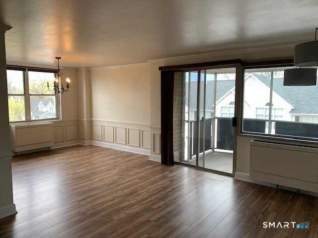 50 Glenbrook Road Unit: 5G