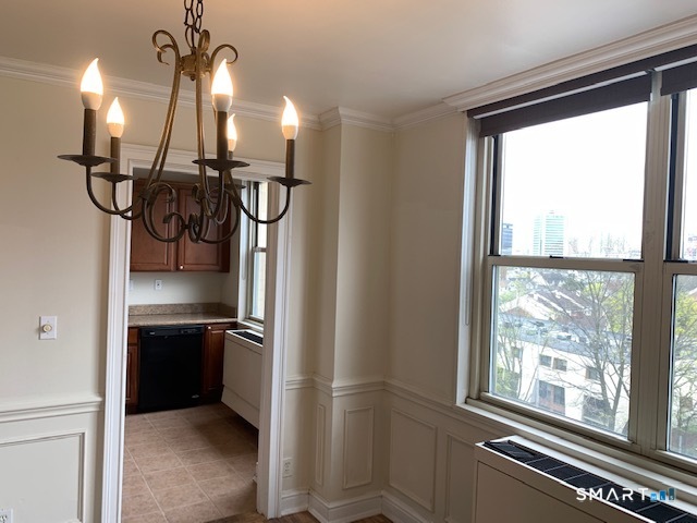 50 Glenbrook Road Unit: 5G