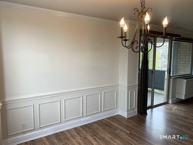 50 Glenbrook Road Unit: 5G