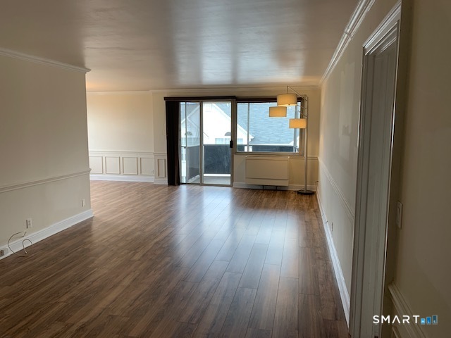 50 Glenbrook Road Unit: 5G