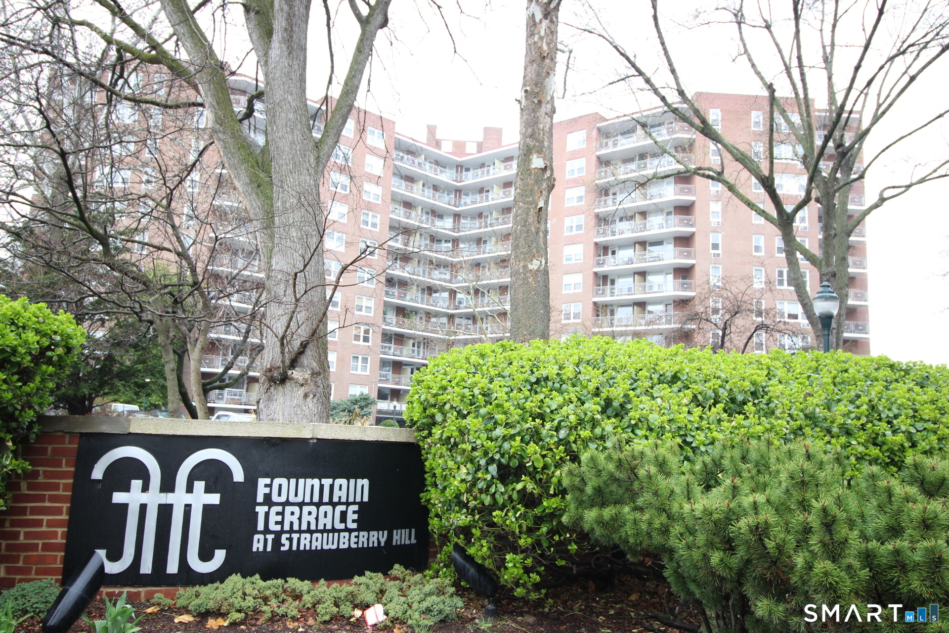 71 Strawberry Hill Avenue Unit: 221