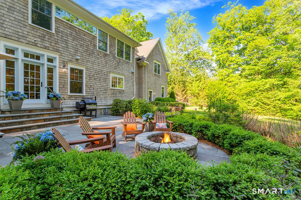 32 Lobdell Lane
