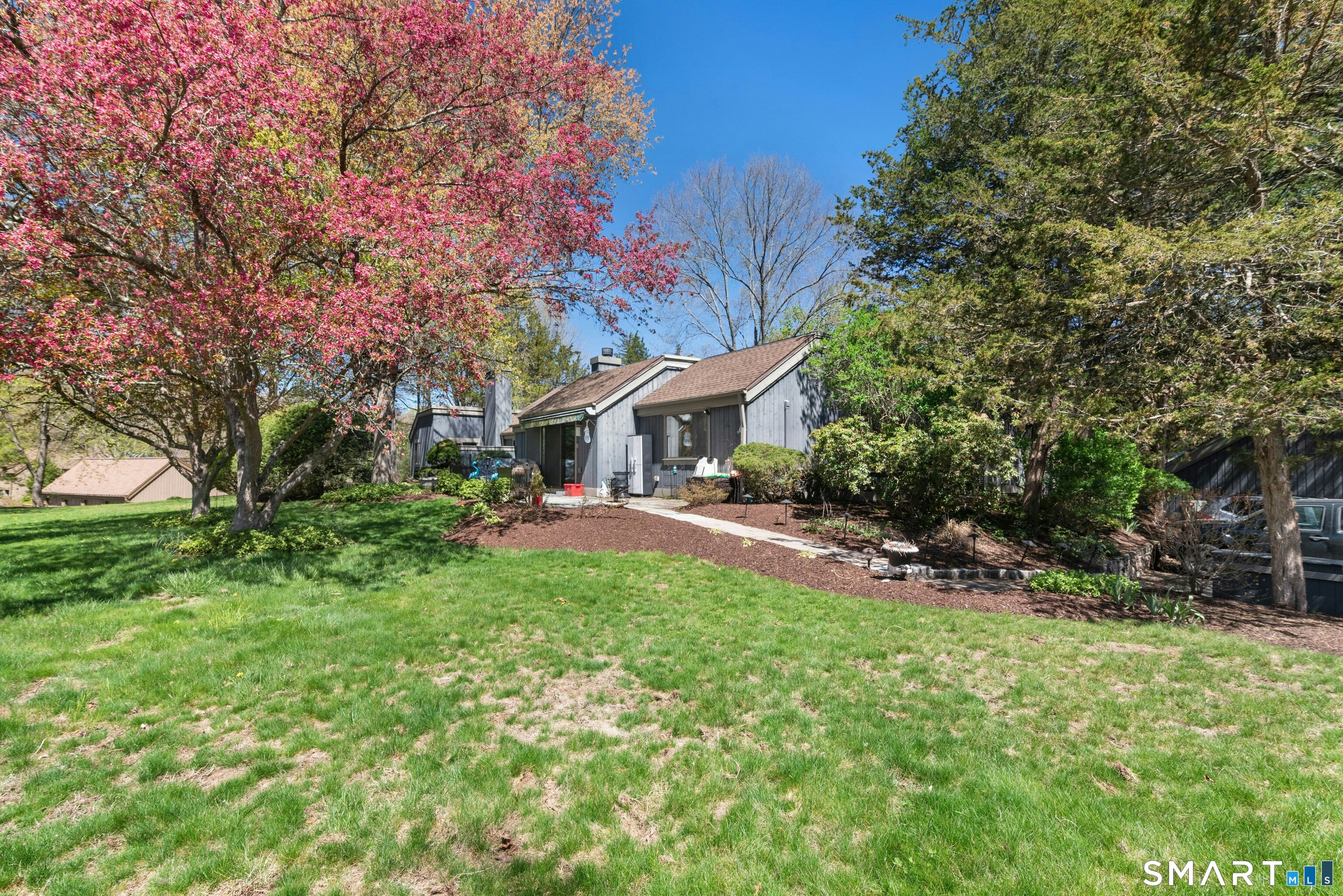486 Heritage Village A
