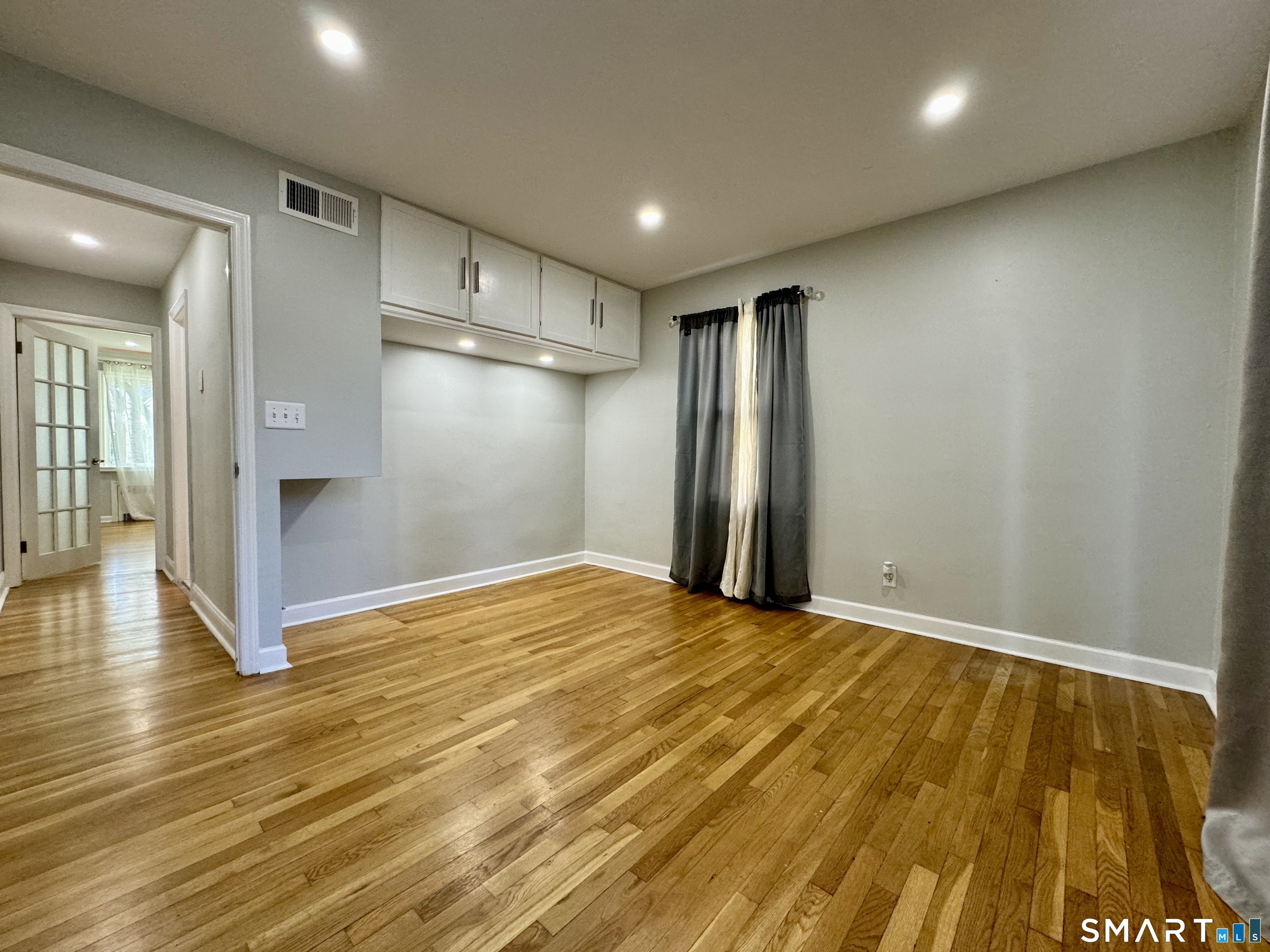 415 Savoy Street