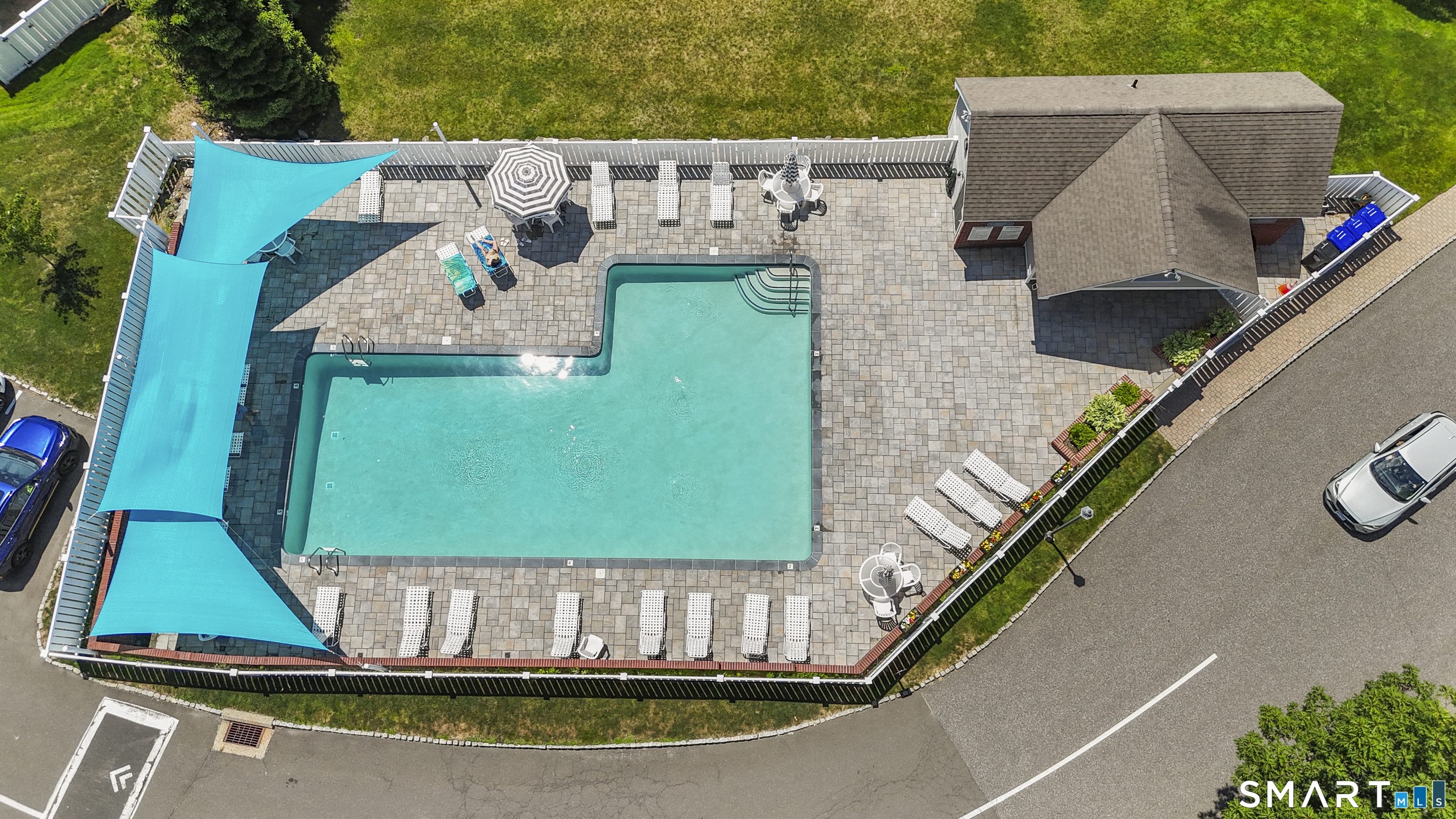 359 Hadley Drive 359