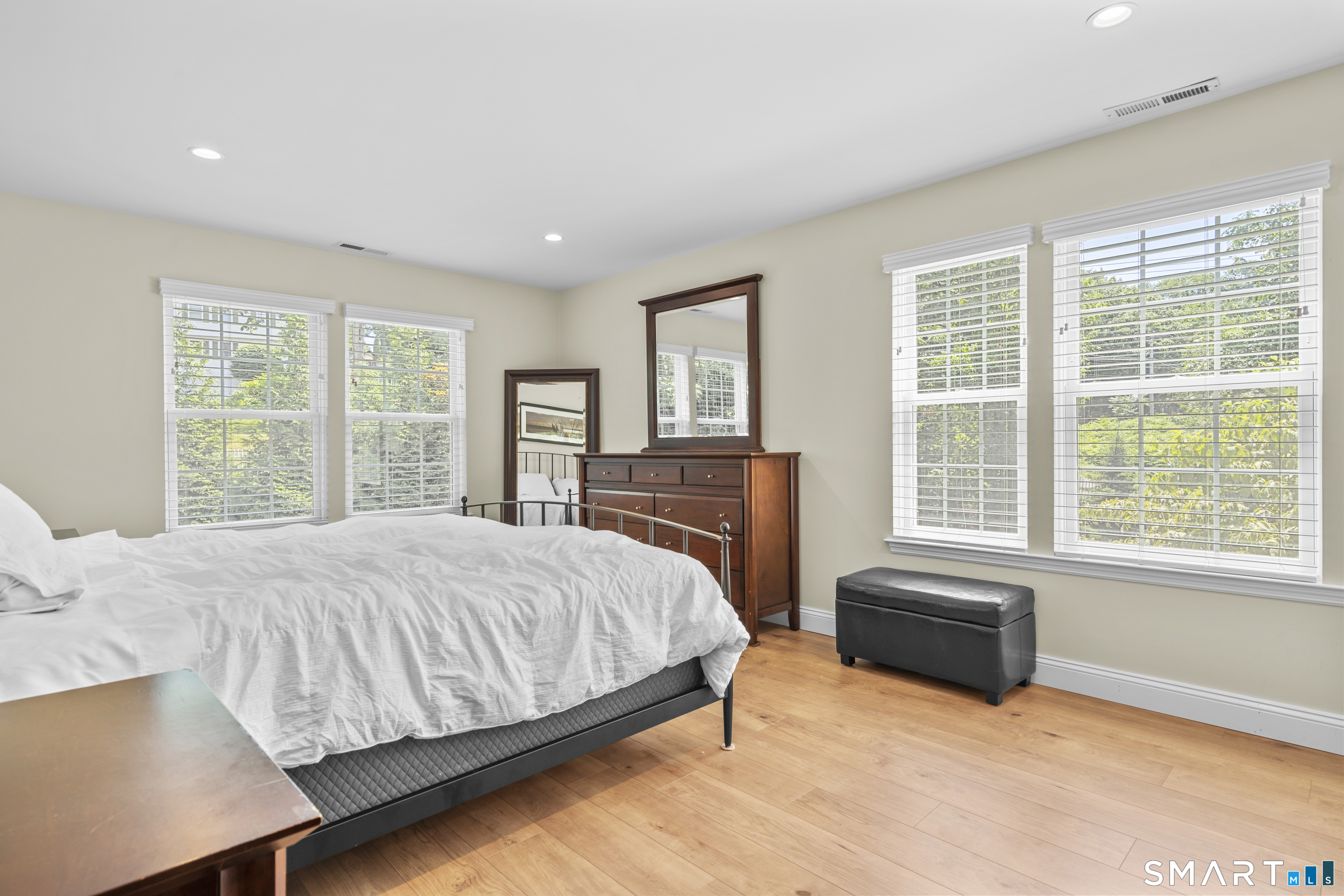 359 Hadley Drive 359