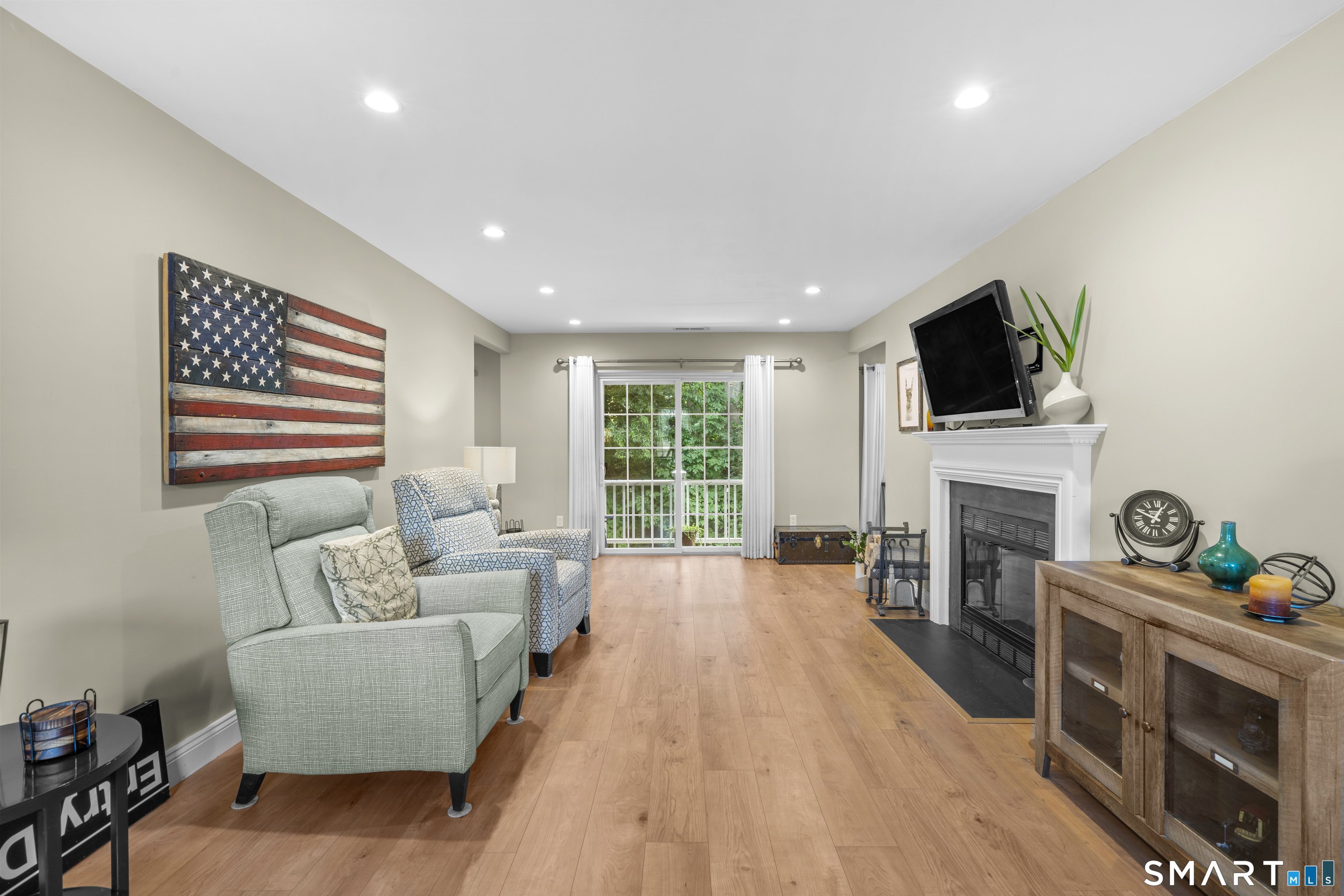 359 Hadley Drive 359
