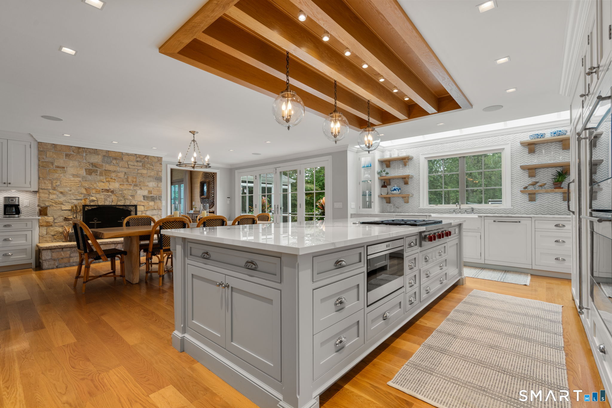 14 Middle Beach Road West