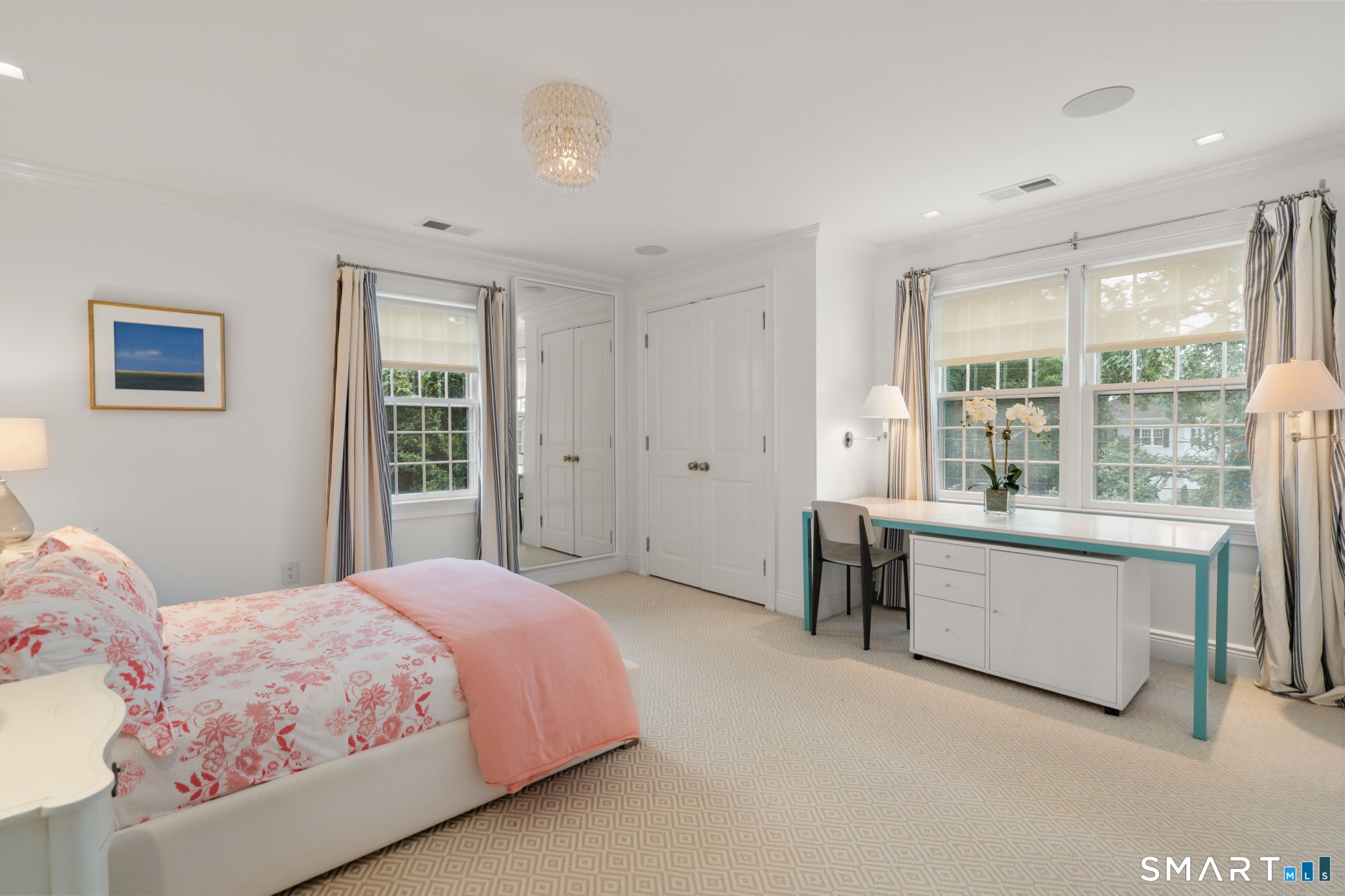 14 Middle Beach Road West