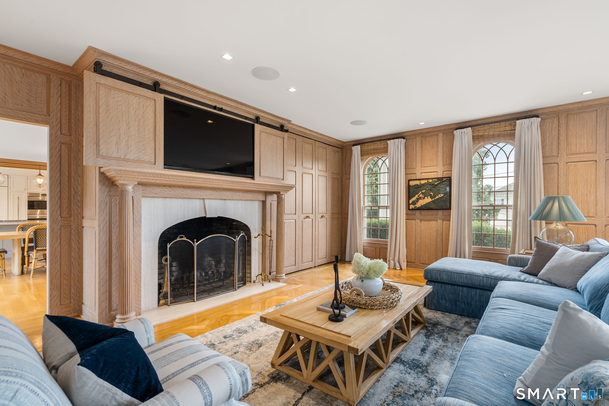 14 Middle Beach Road West
