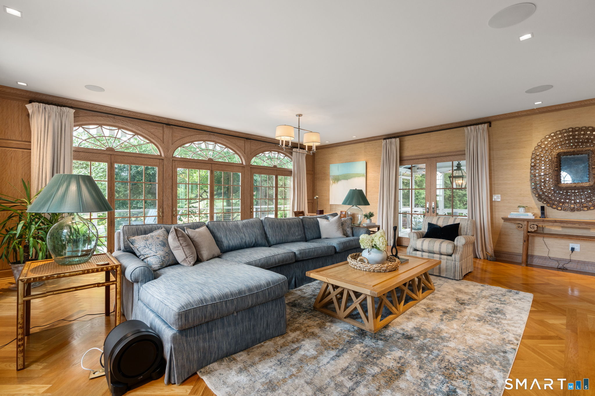 14 Middle Beach Road West