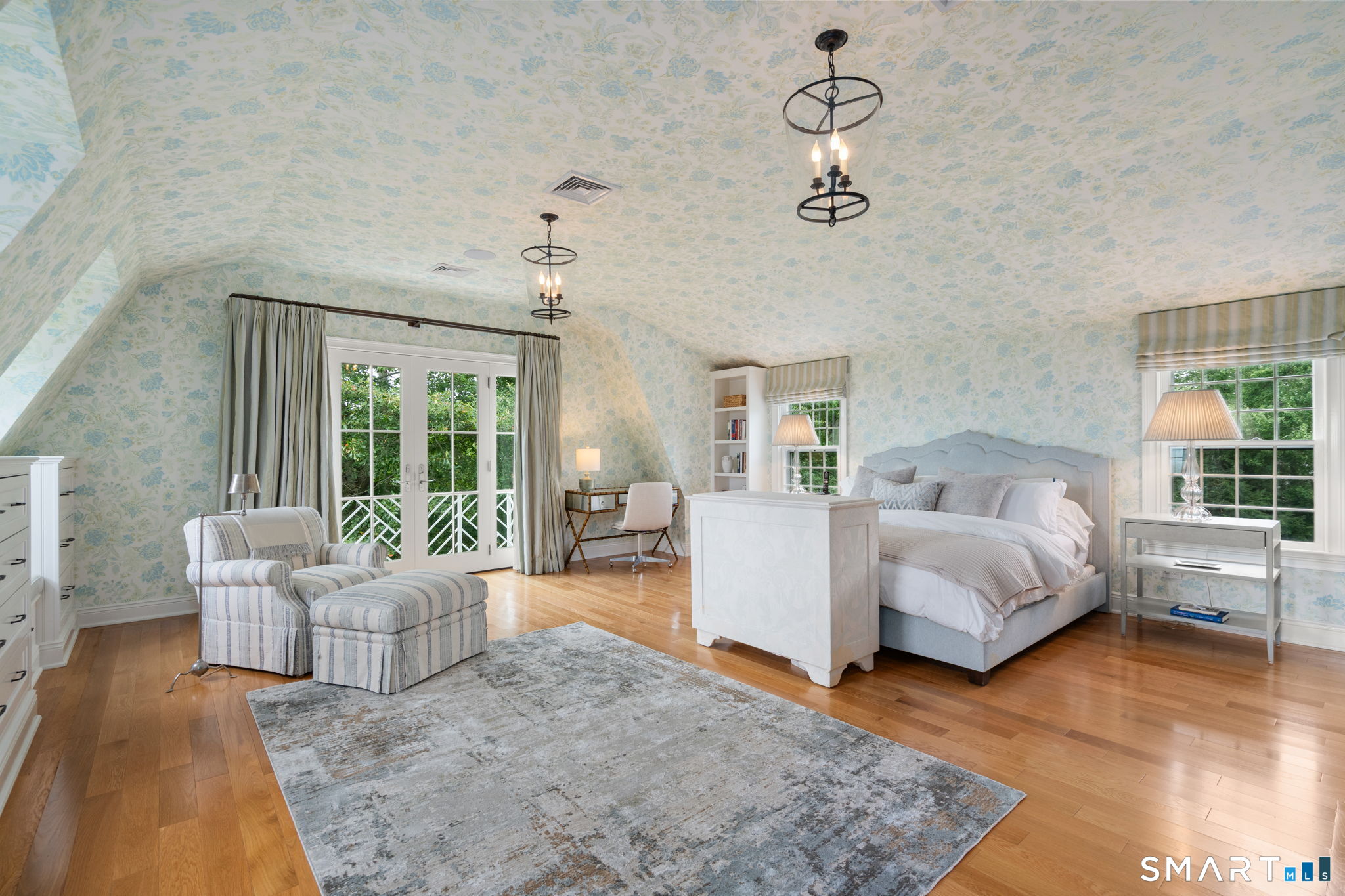14 Middle Beach Road West