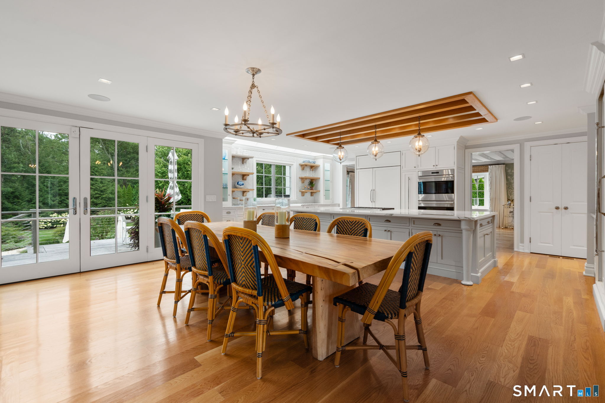 14 Middle Beach Road West