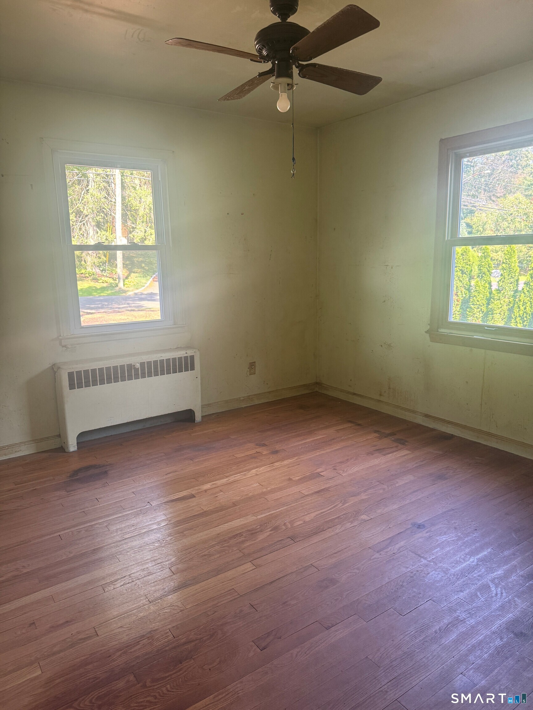 225 Winnepoge Drive