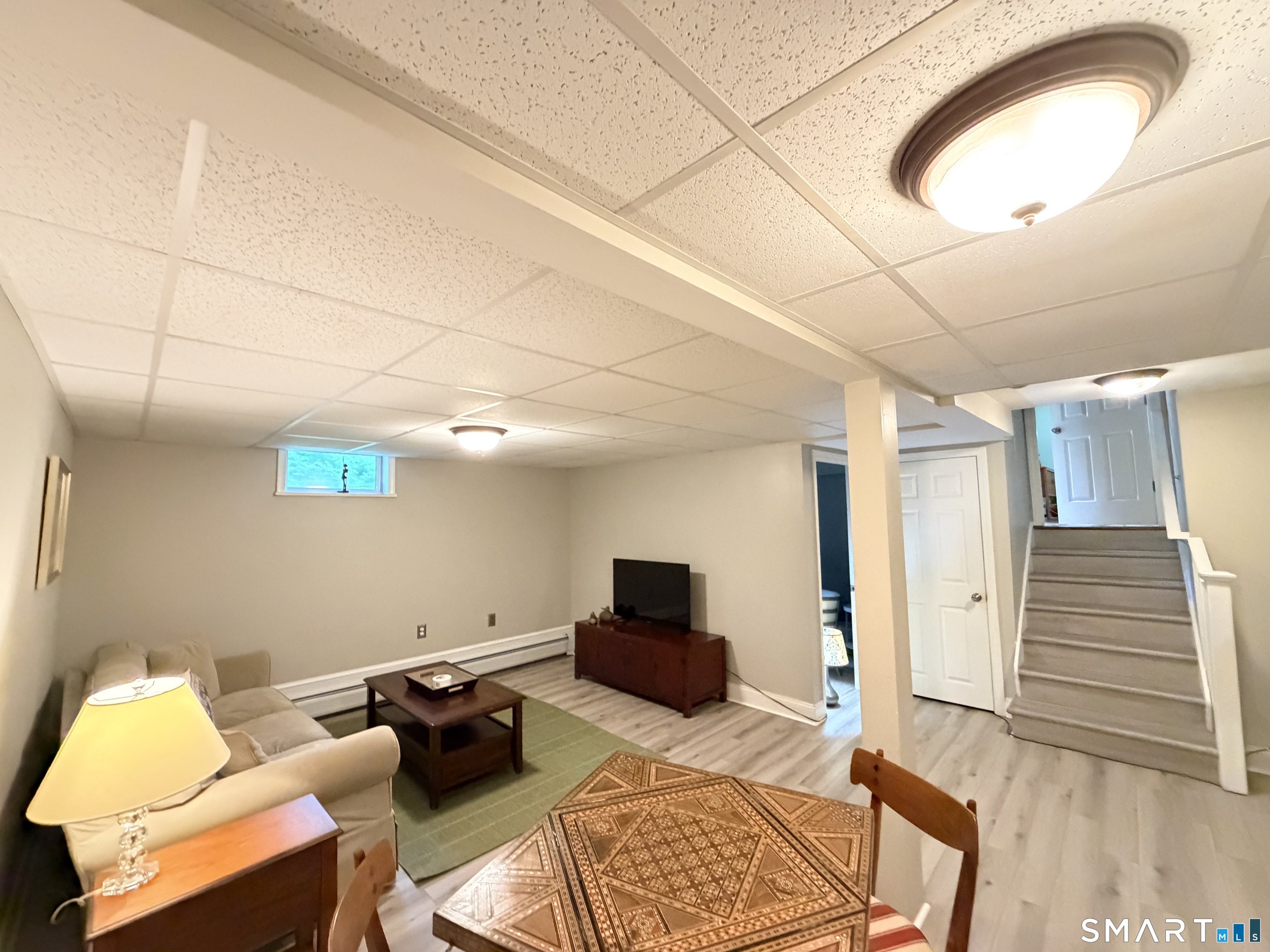 11 Hall Passway
