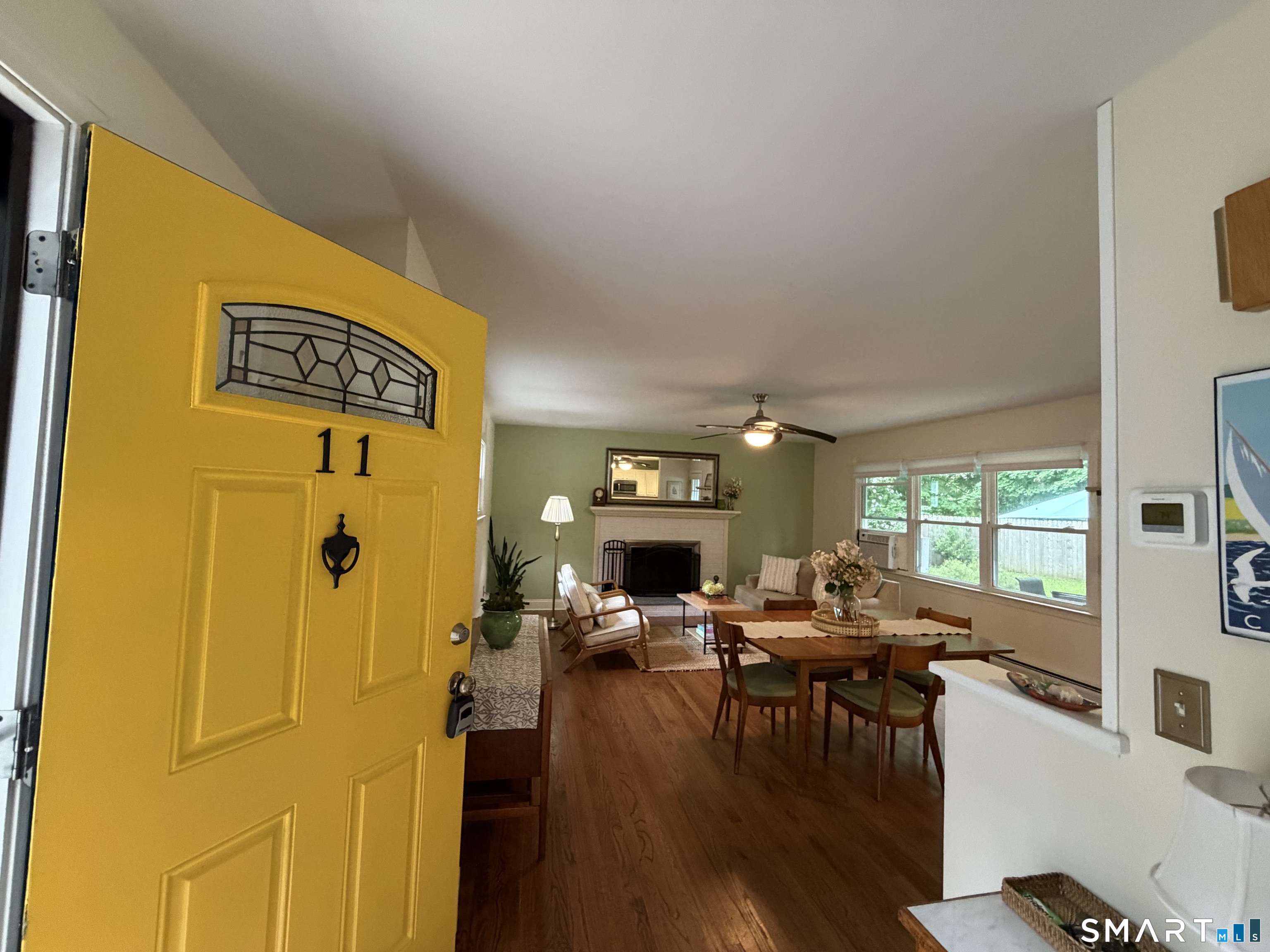 11 Hall Passway