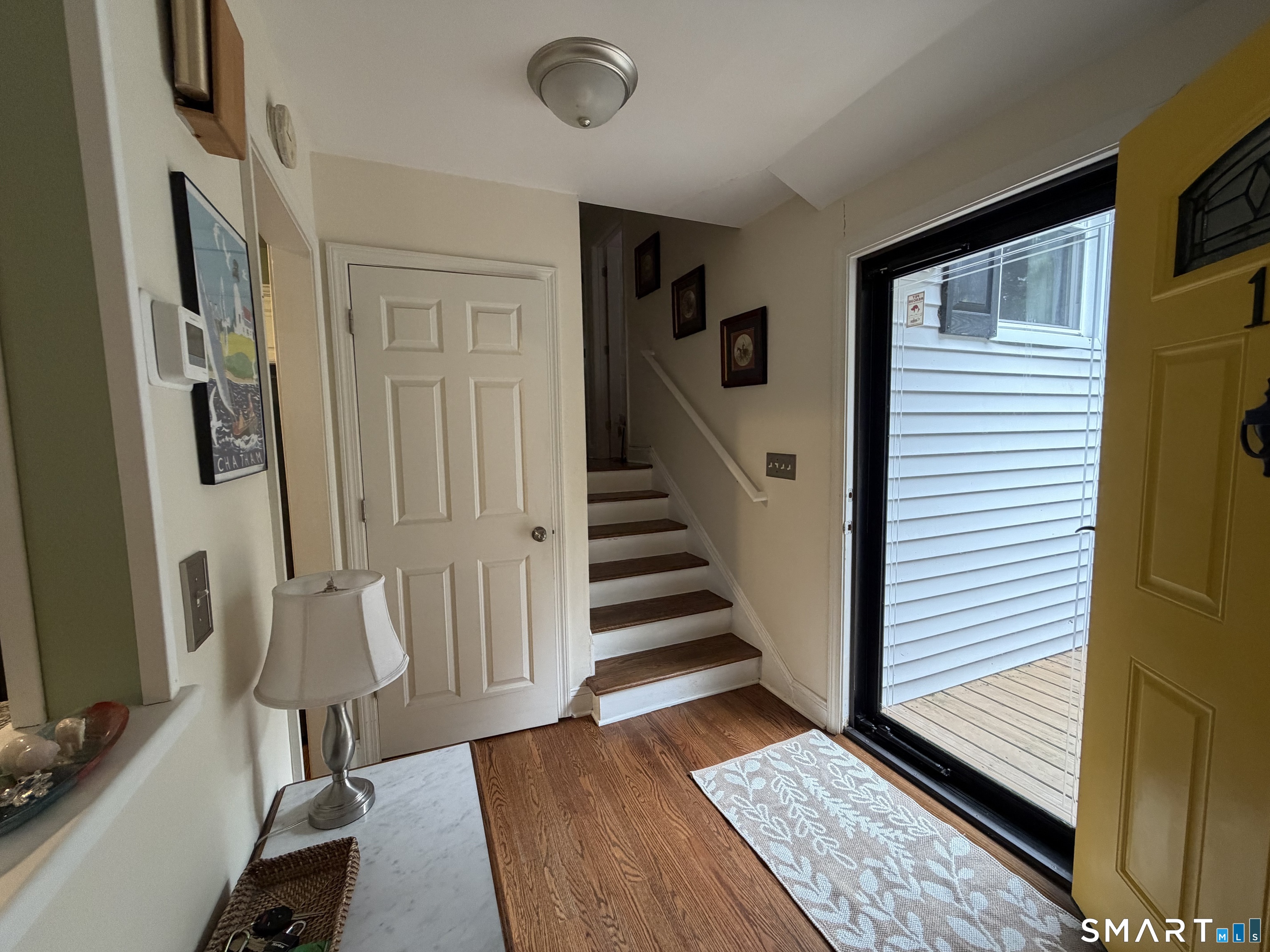 11 Hall Passway