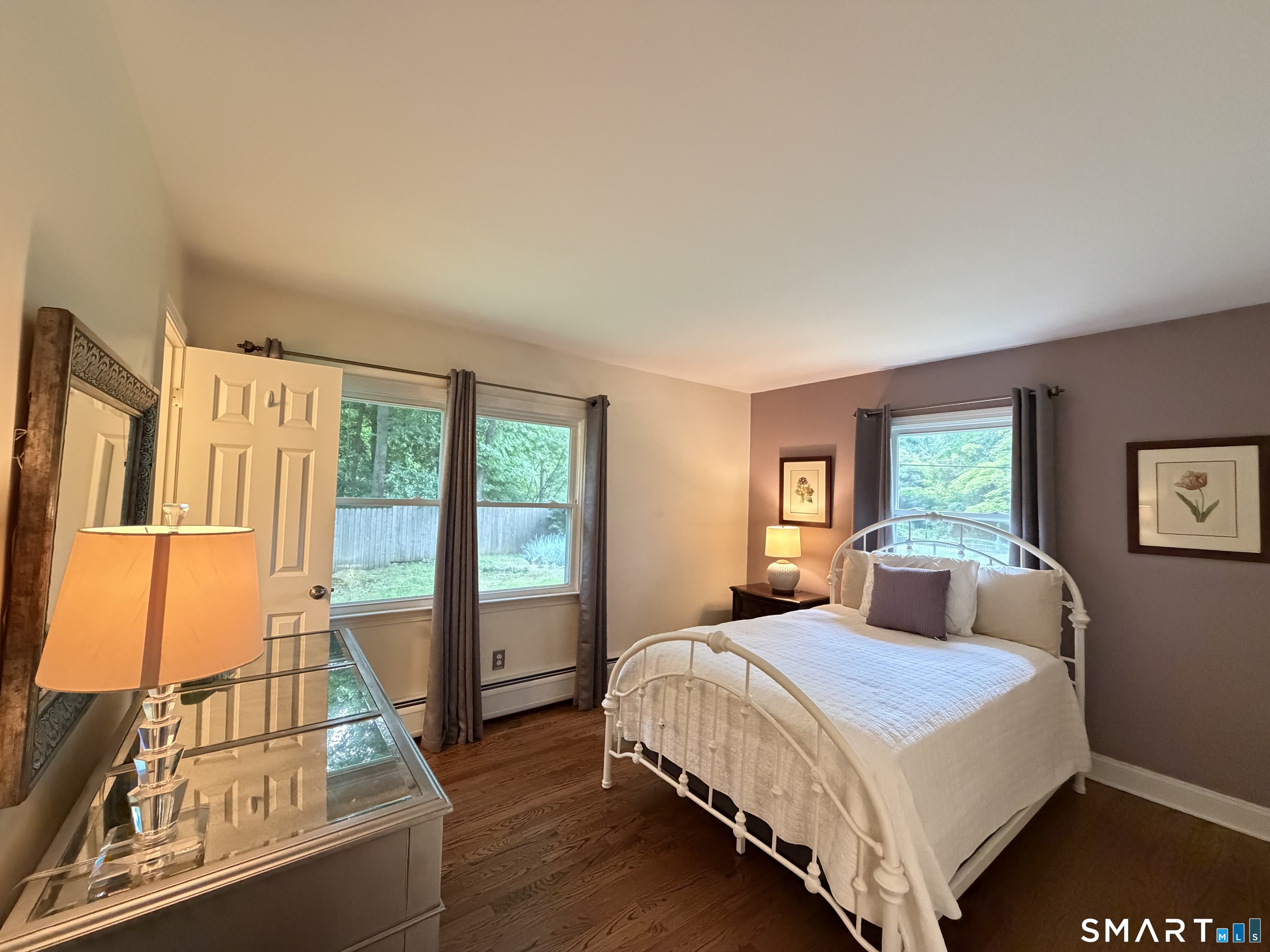11 Hall Passway