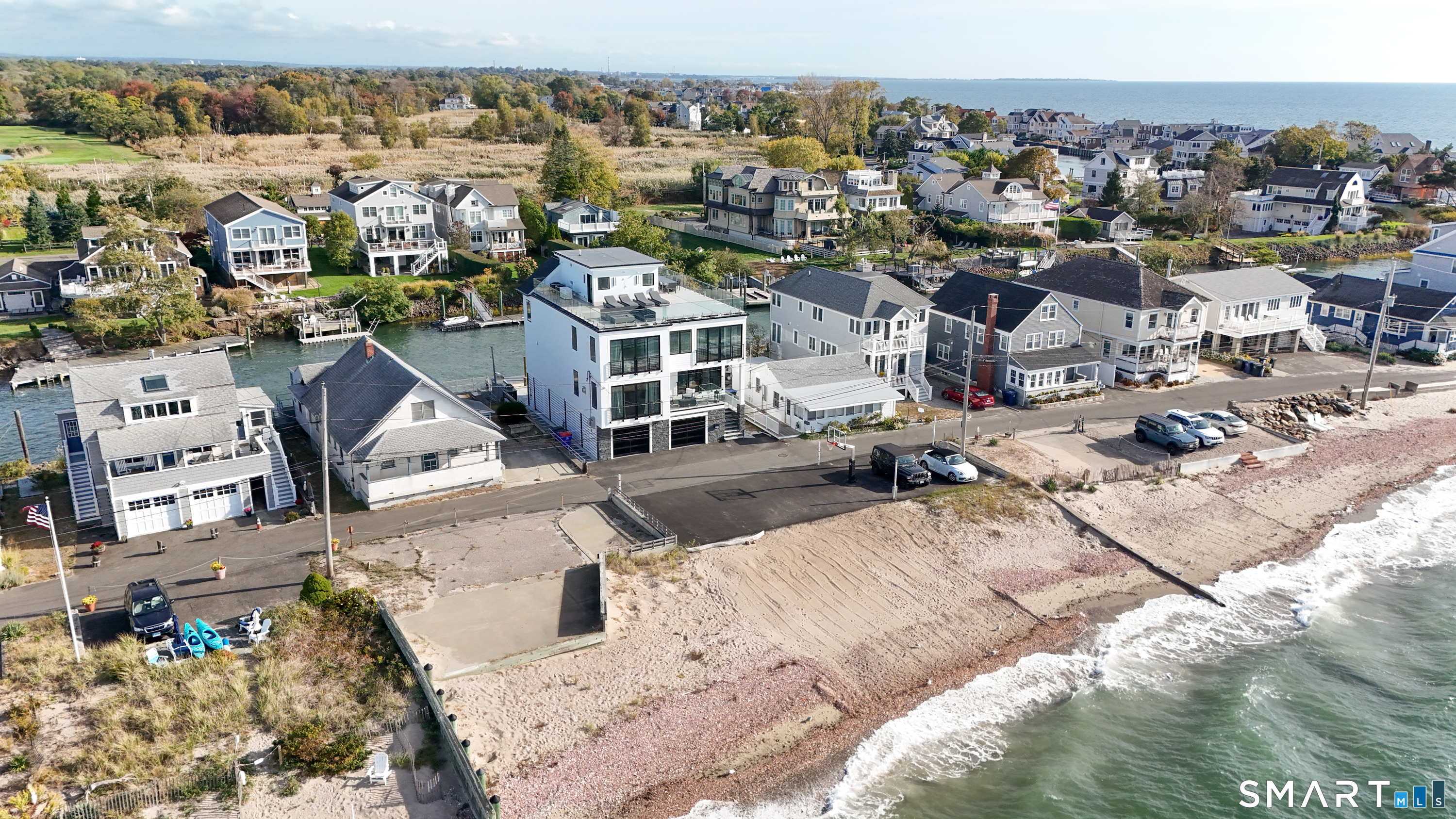 2268 Fairfield Beach Road