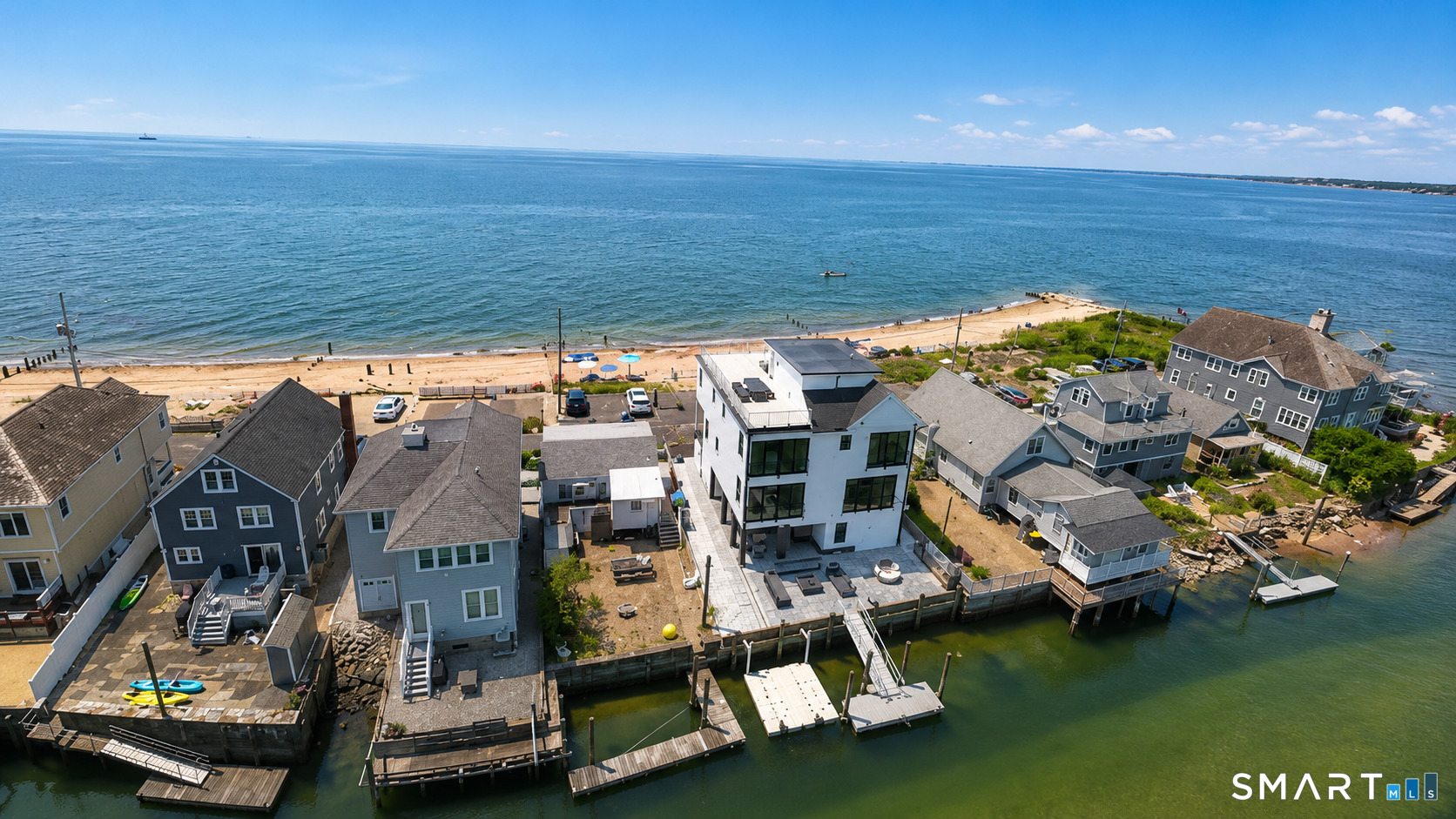 2268 Fairfield Beach Road