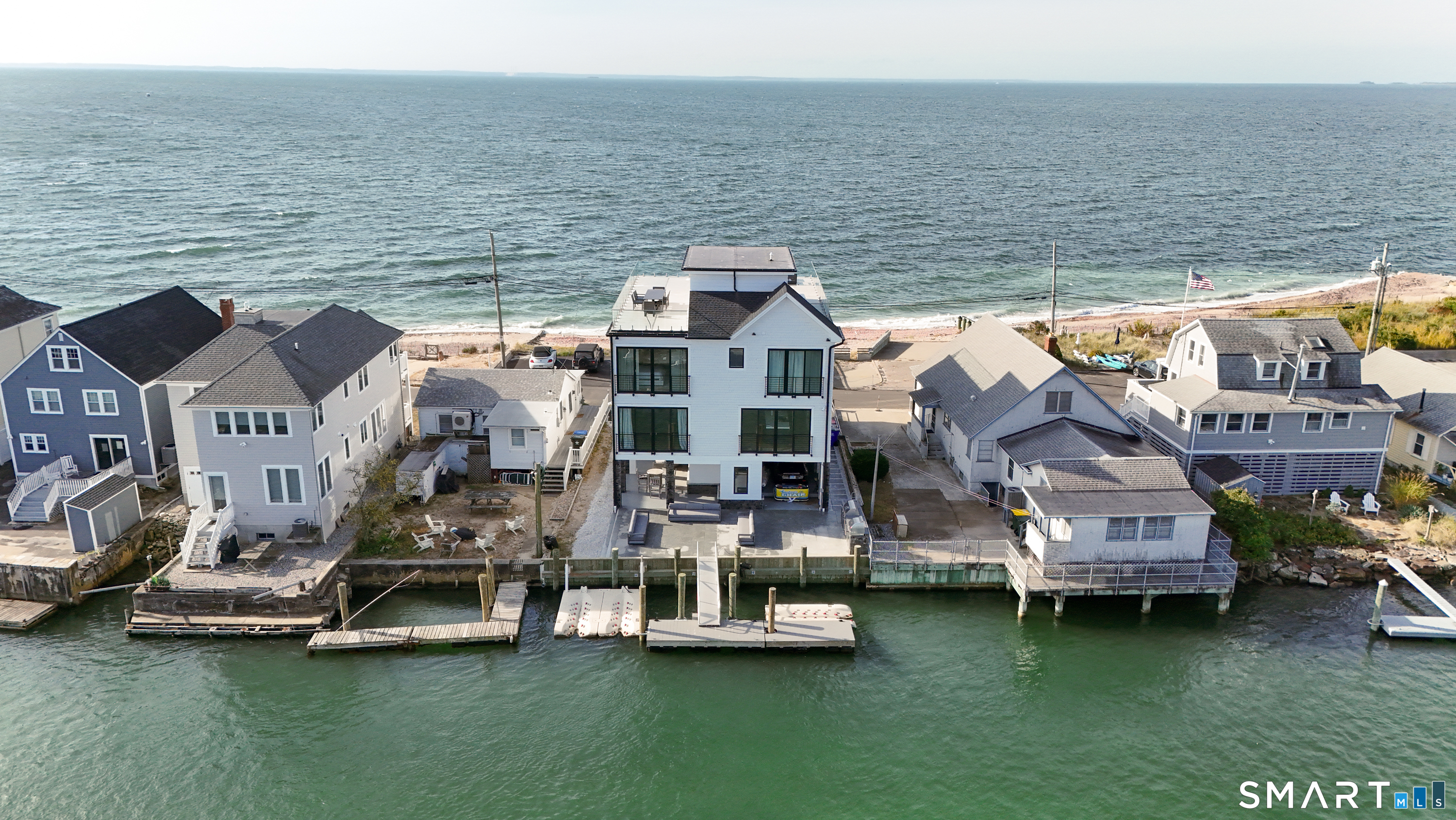2268 Fairfield Beach Road