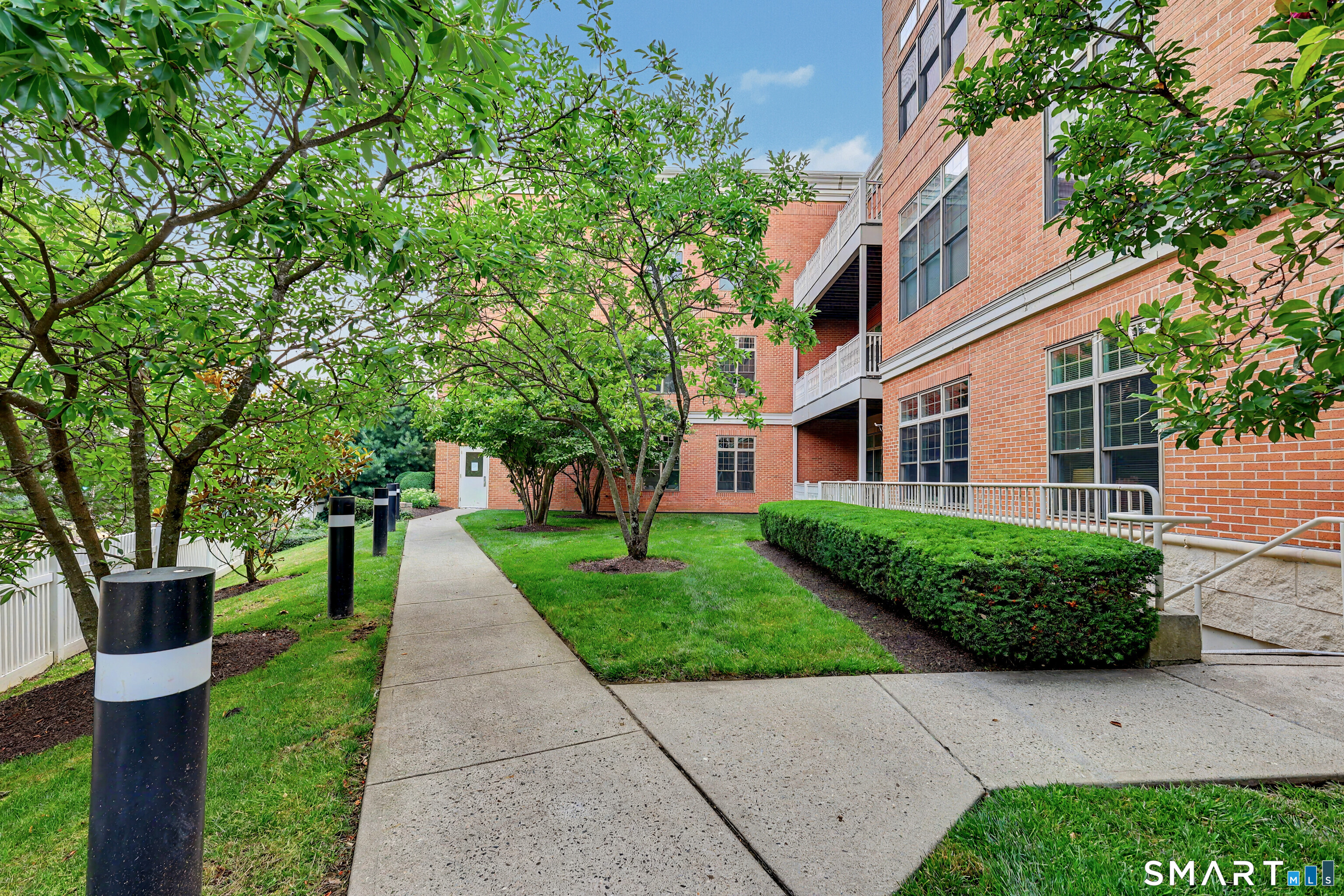 50 Stone Ridge Way Unit: 2A