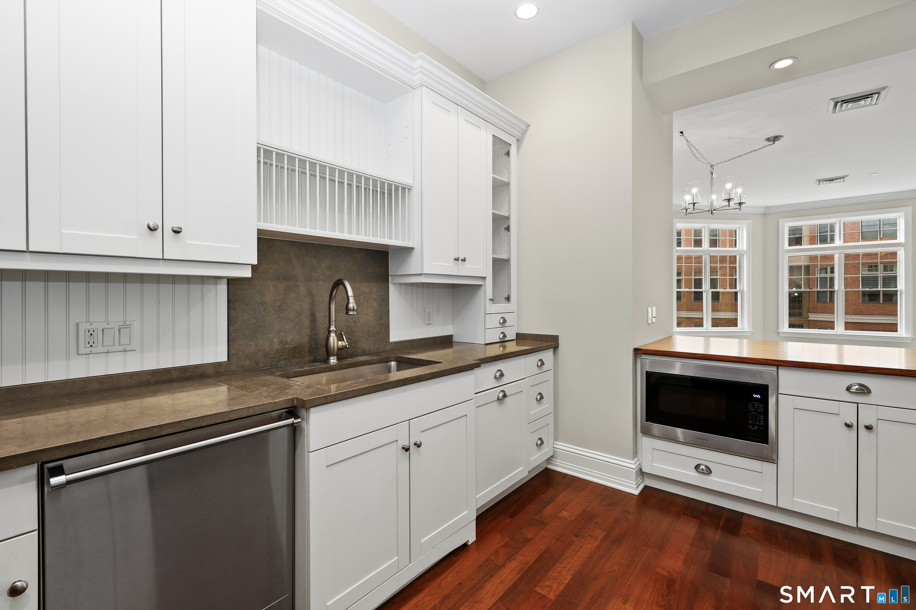 50 Stone Ridge Way Unit: 2A