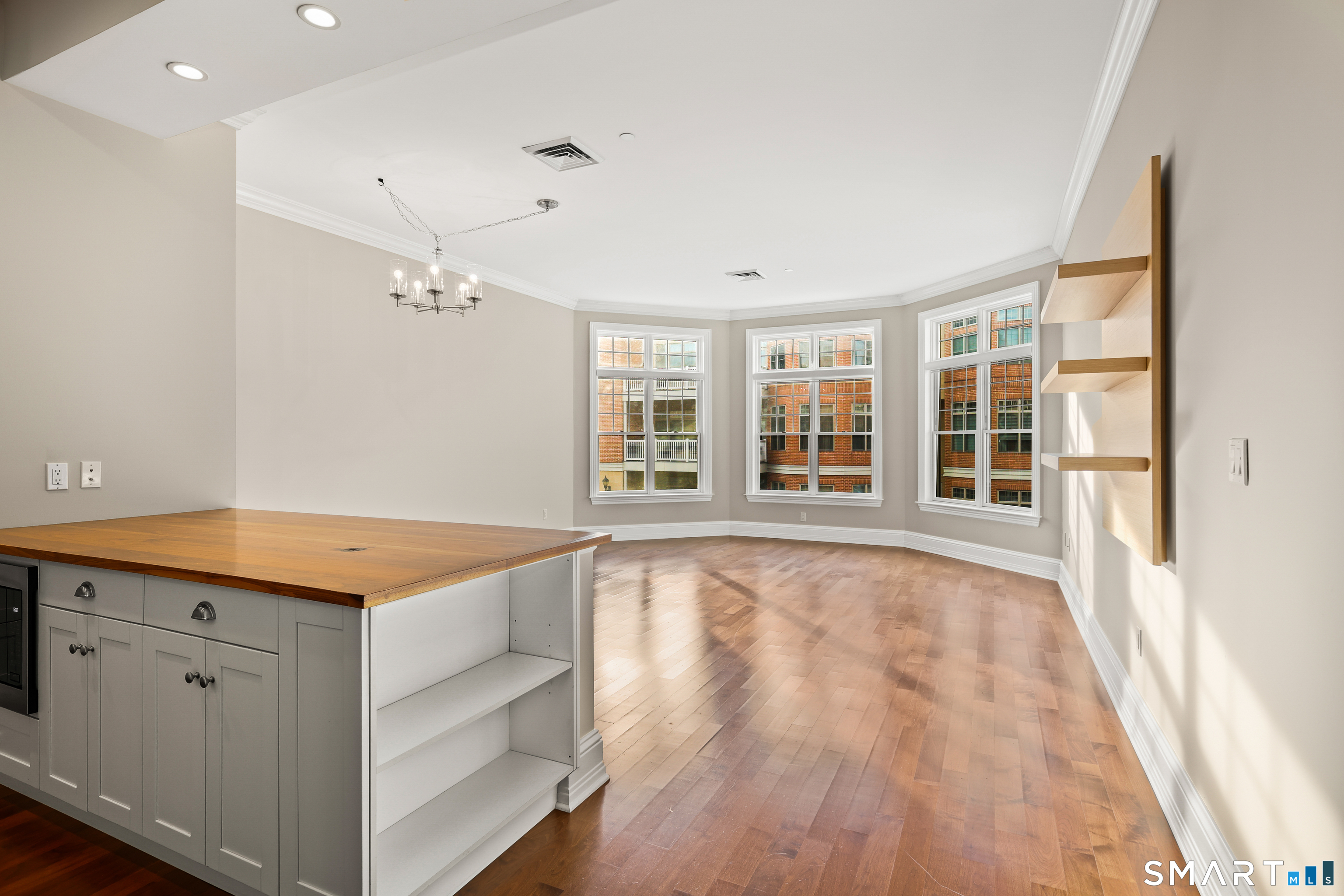 50 Stone Ridge Way Unit: 2A
