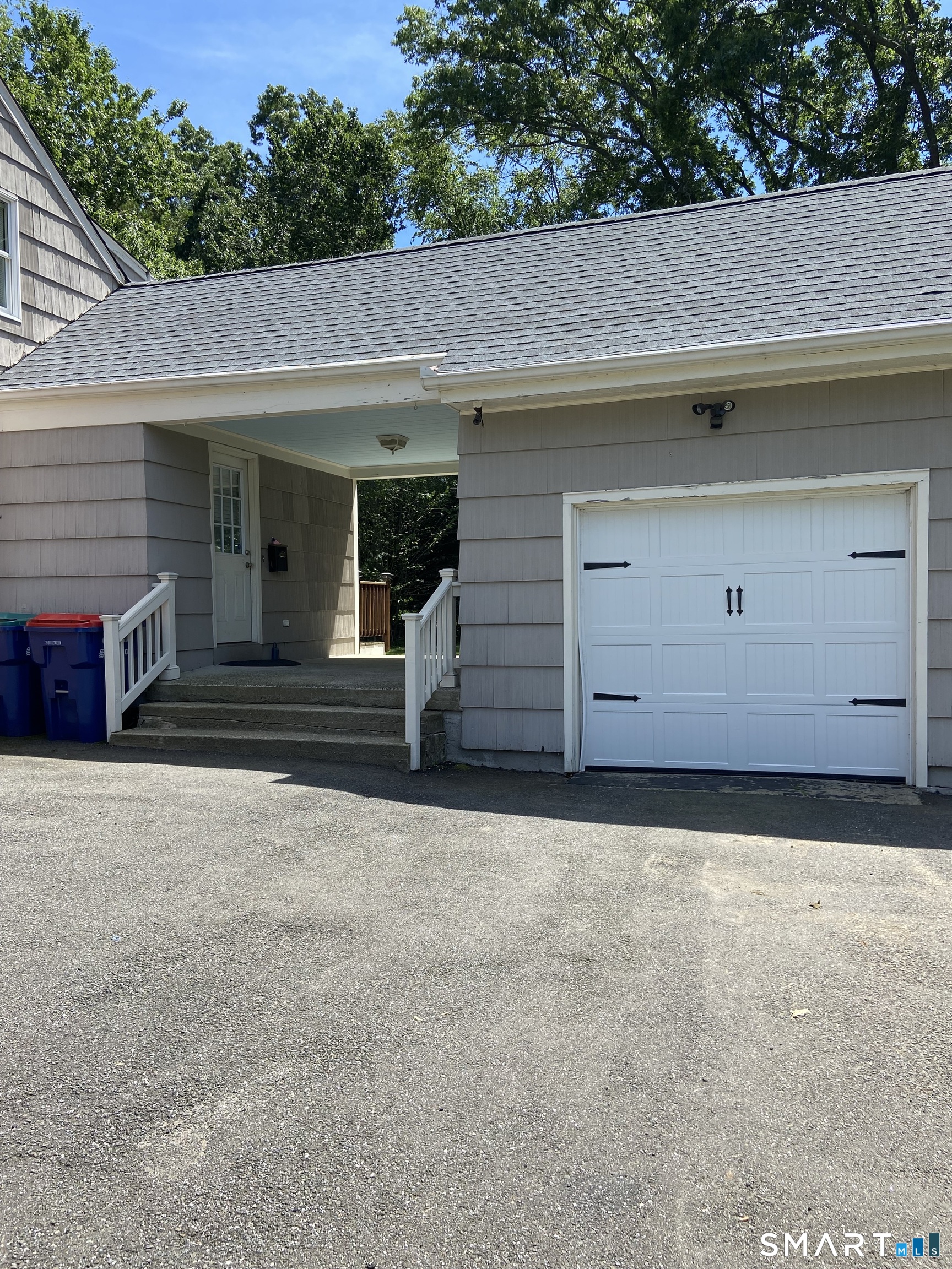 109 Cottage Street