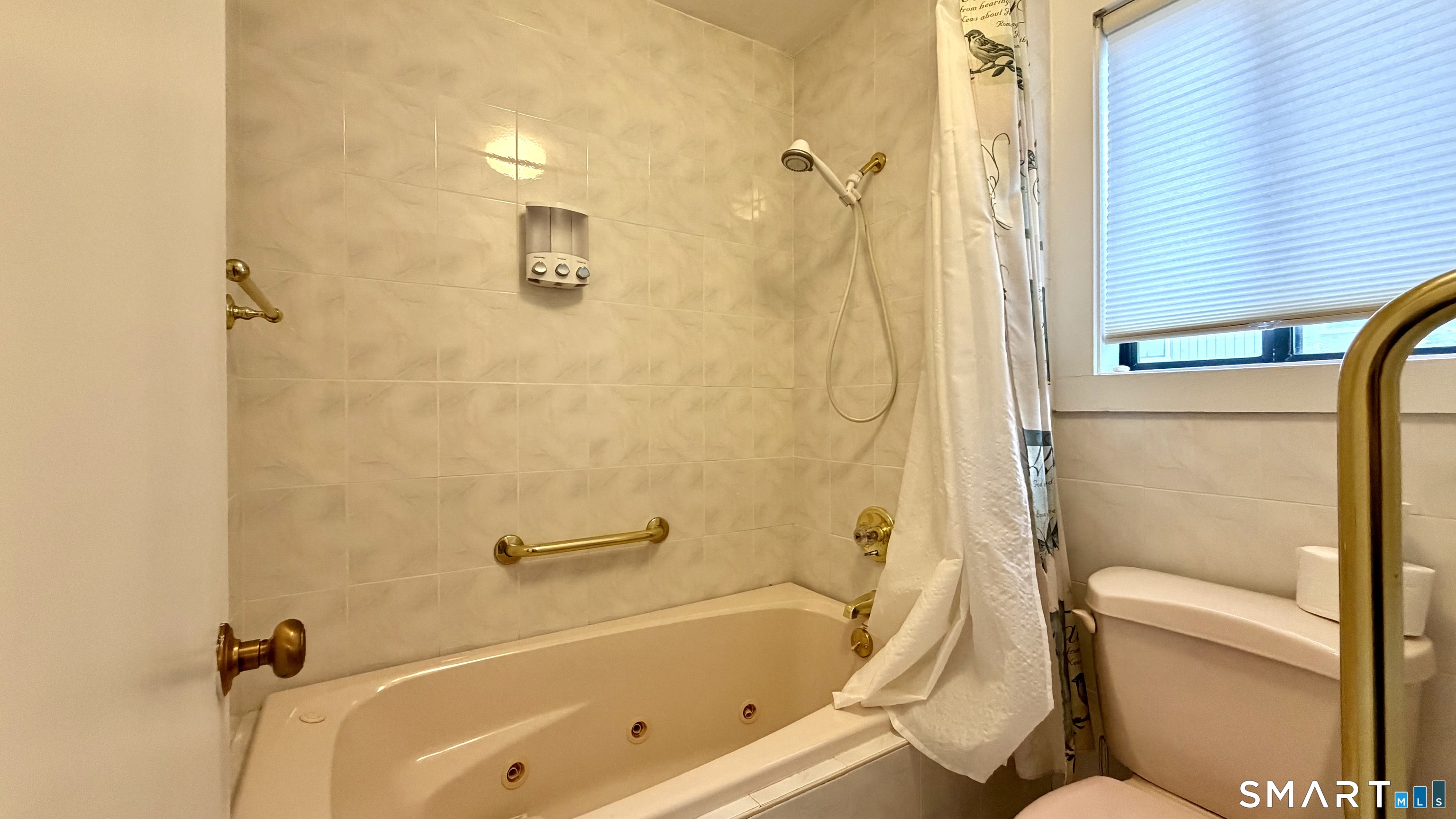 546 North Trail Unit: A