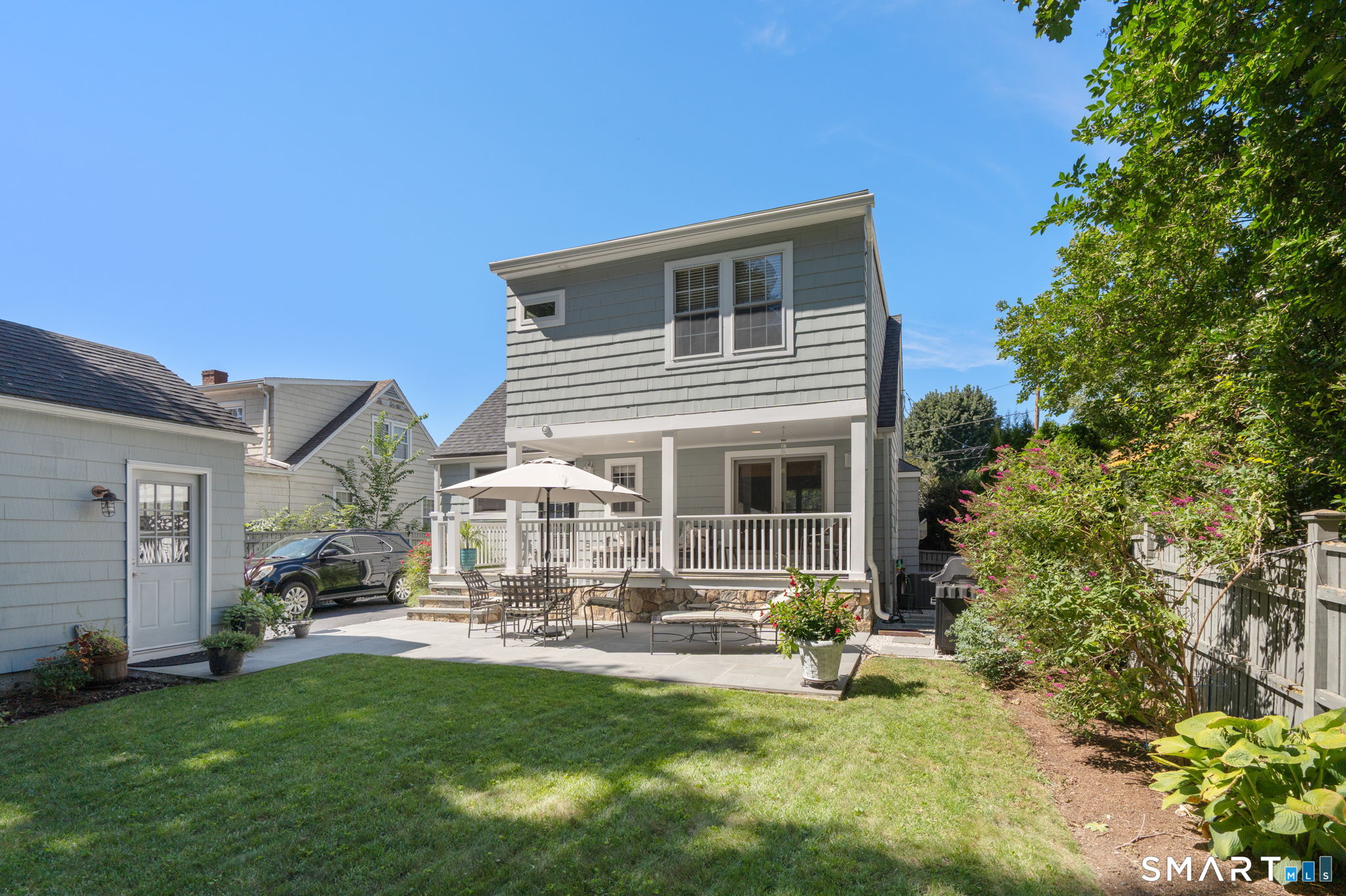 717 Riverside Drive