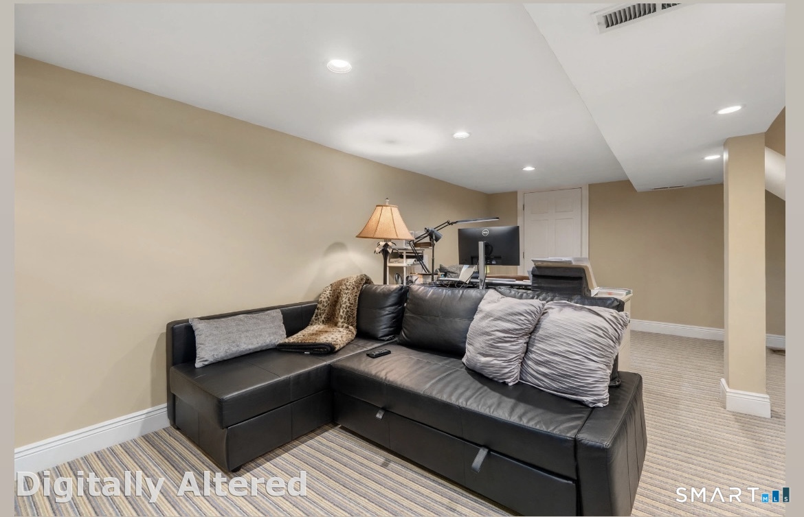 717 Riverside Drive