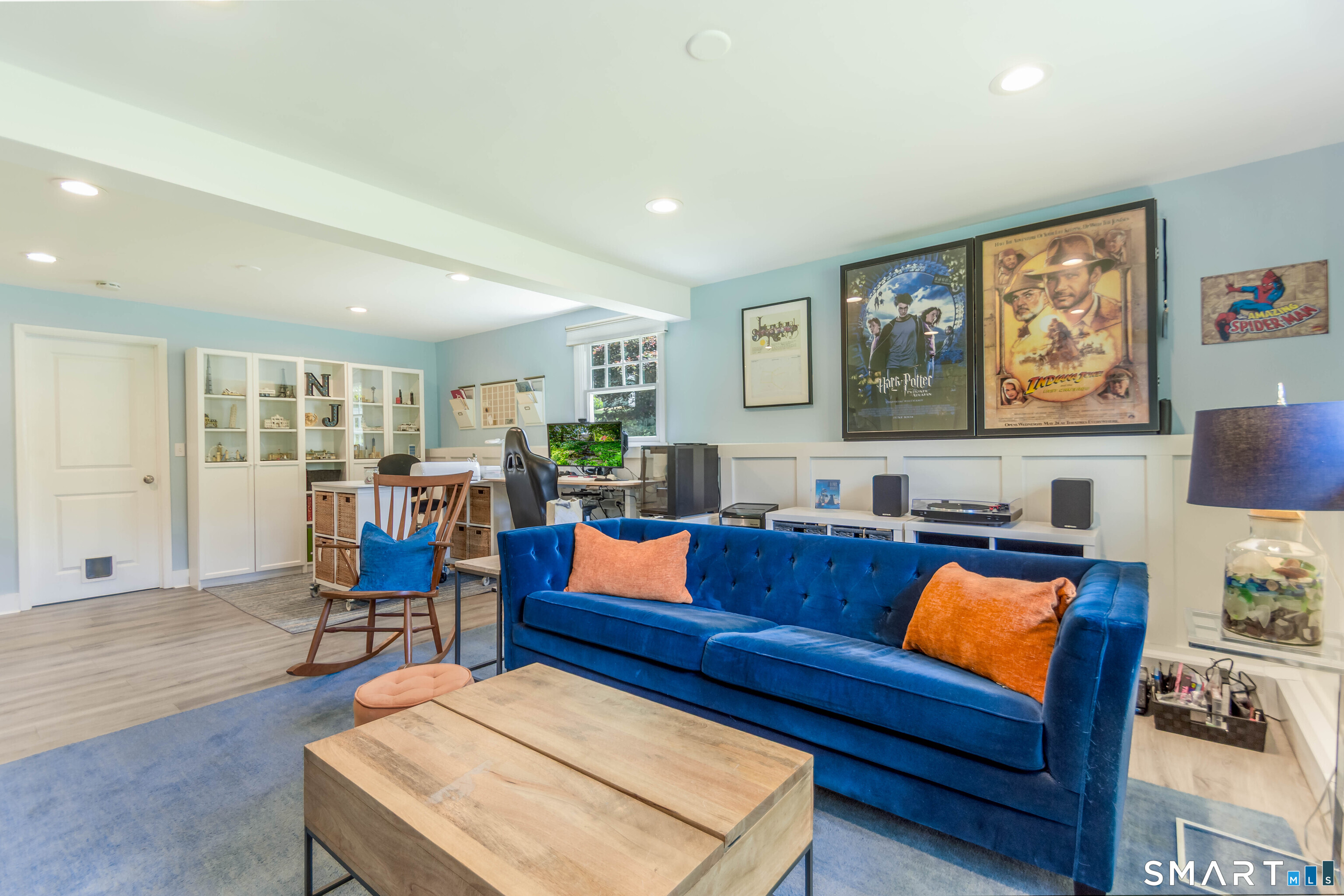 11 Crestwood Drive